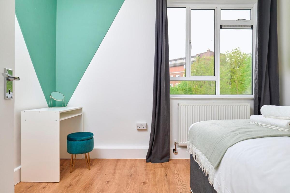 Elegant 3-Bed flat in Bayswater!
