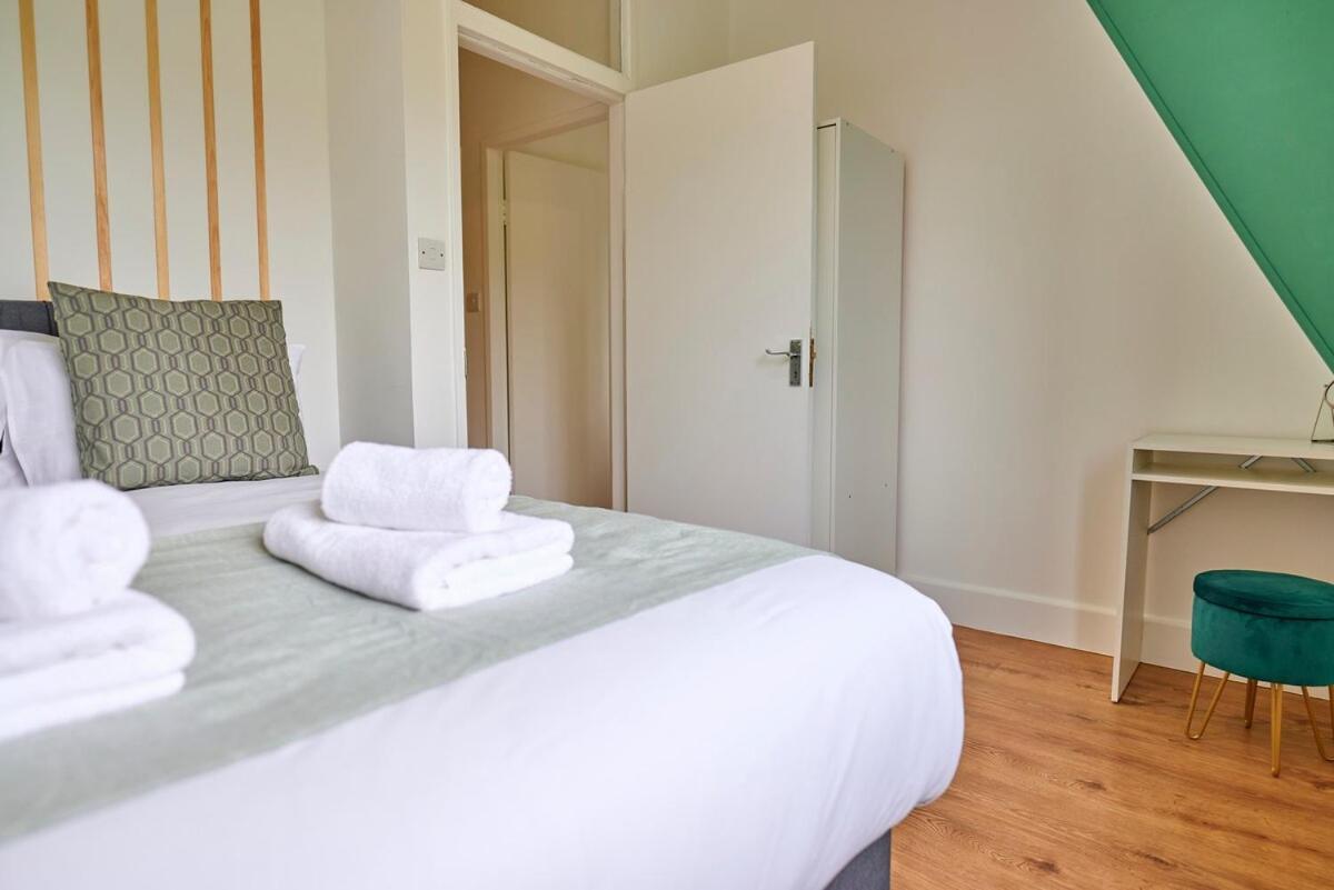 Elegant 3-Bed flat in Bayswater!