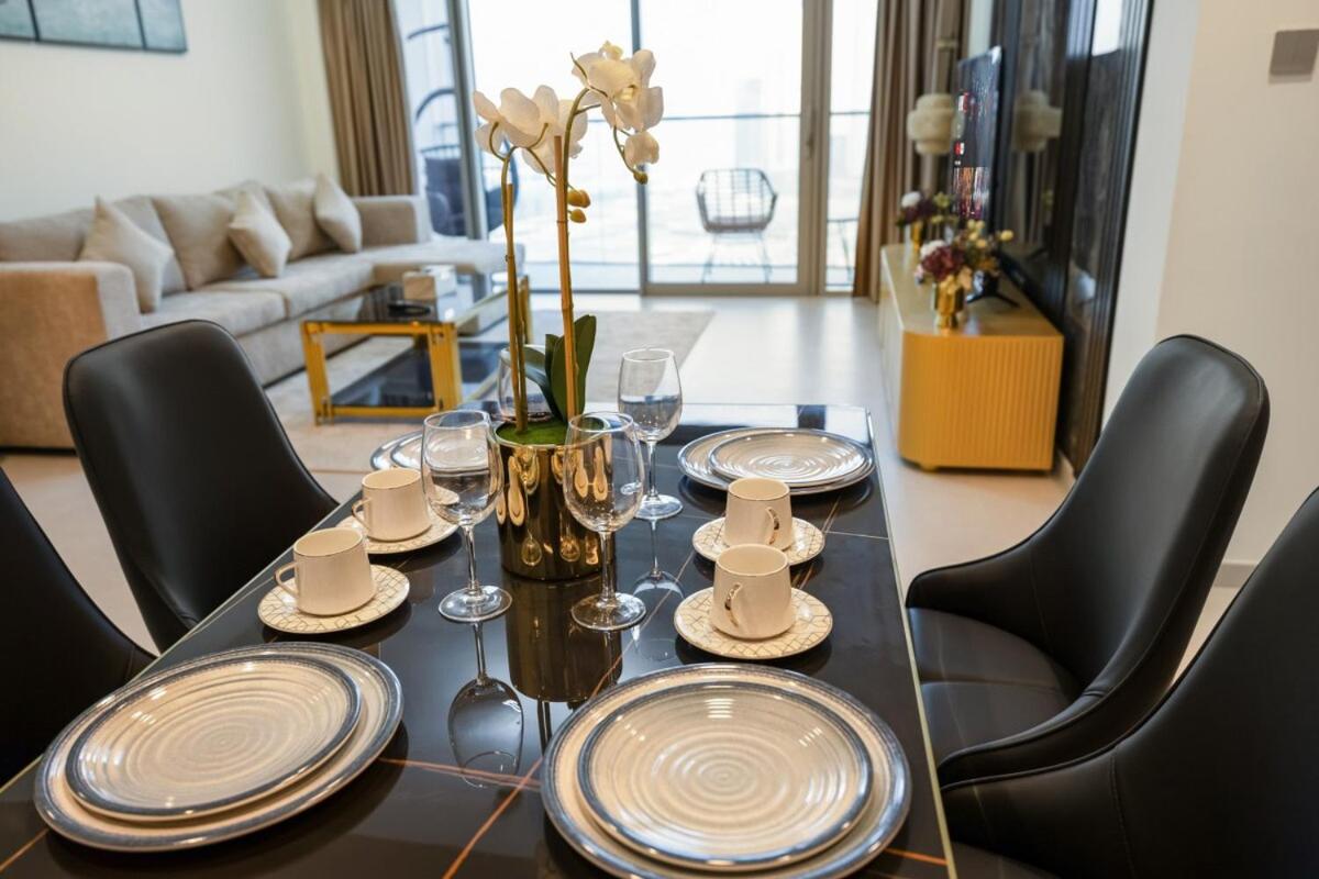 Grande 2BR Apartment with Burj Khalifa & Fountain Views