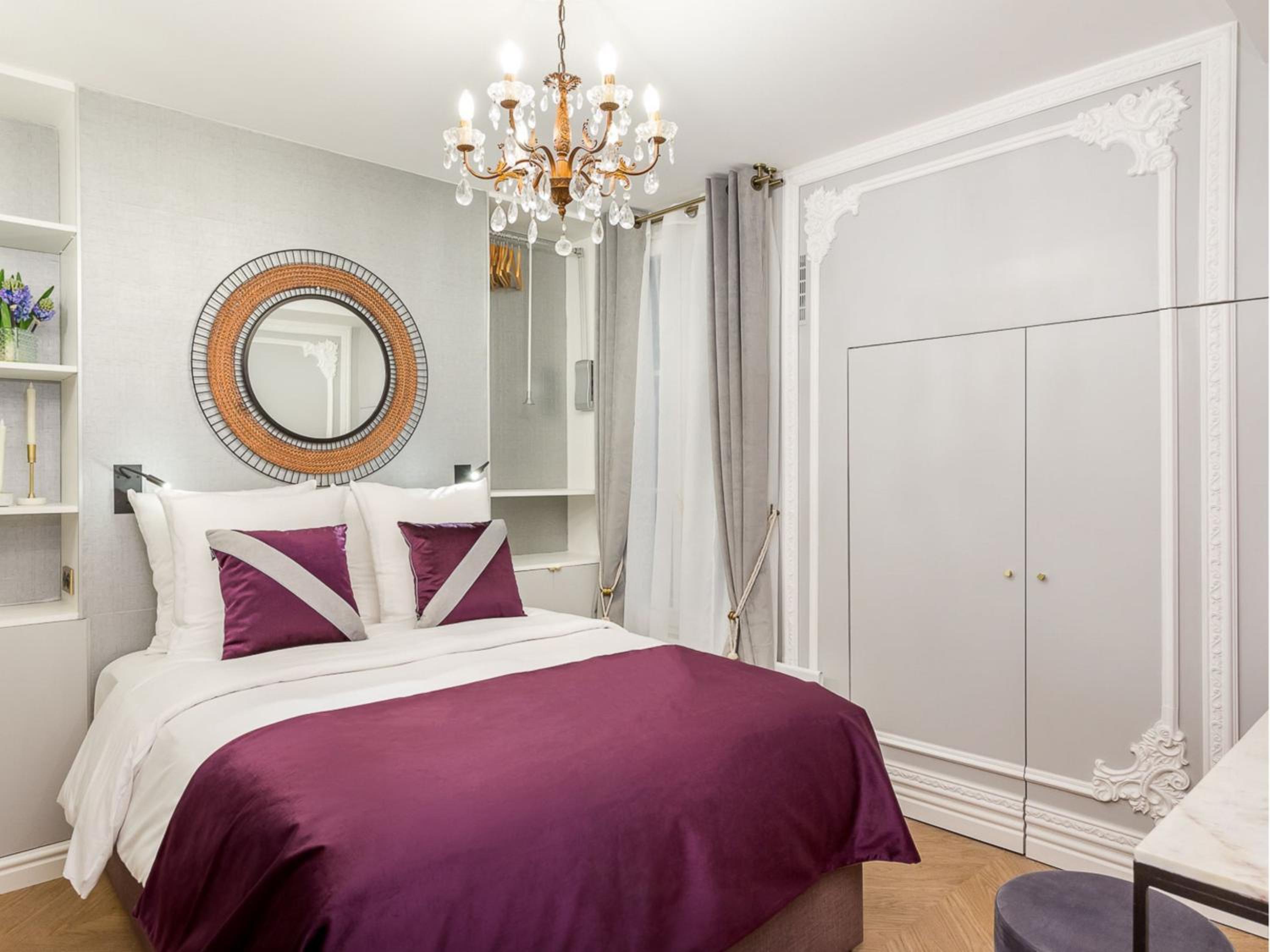 Merveil - Signature Suite - Louvre - Victoria