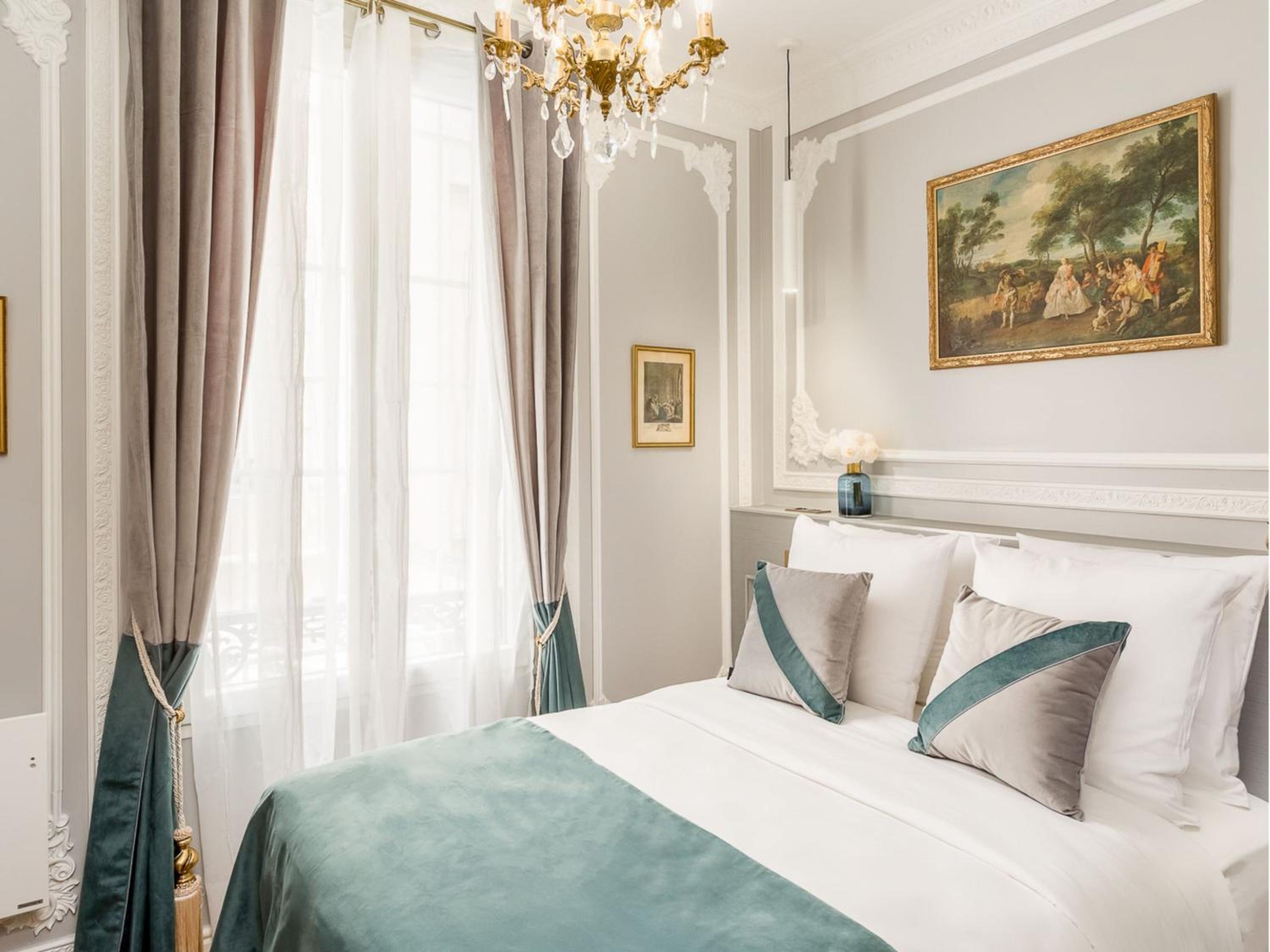 Merveil - Signature Suite - Louvre - Victoria