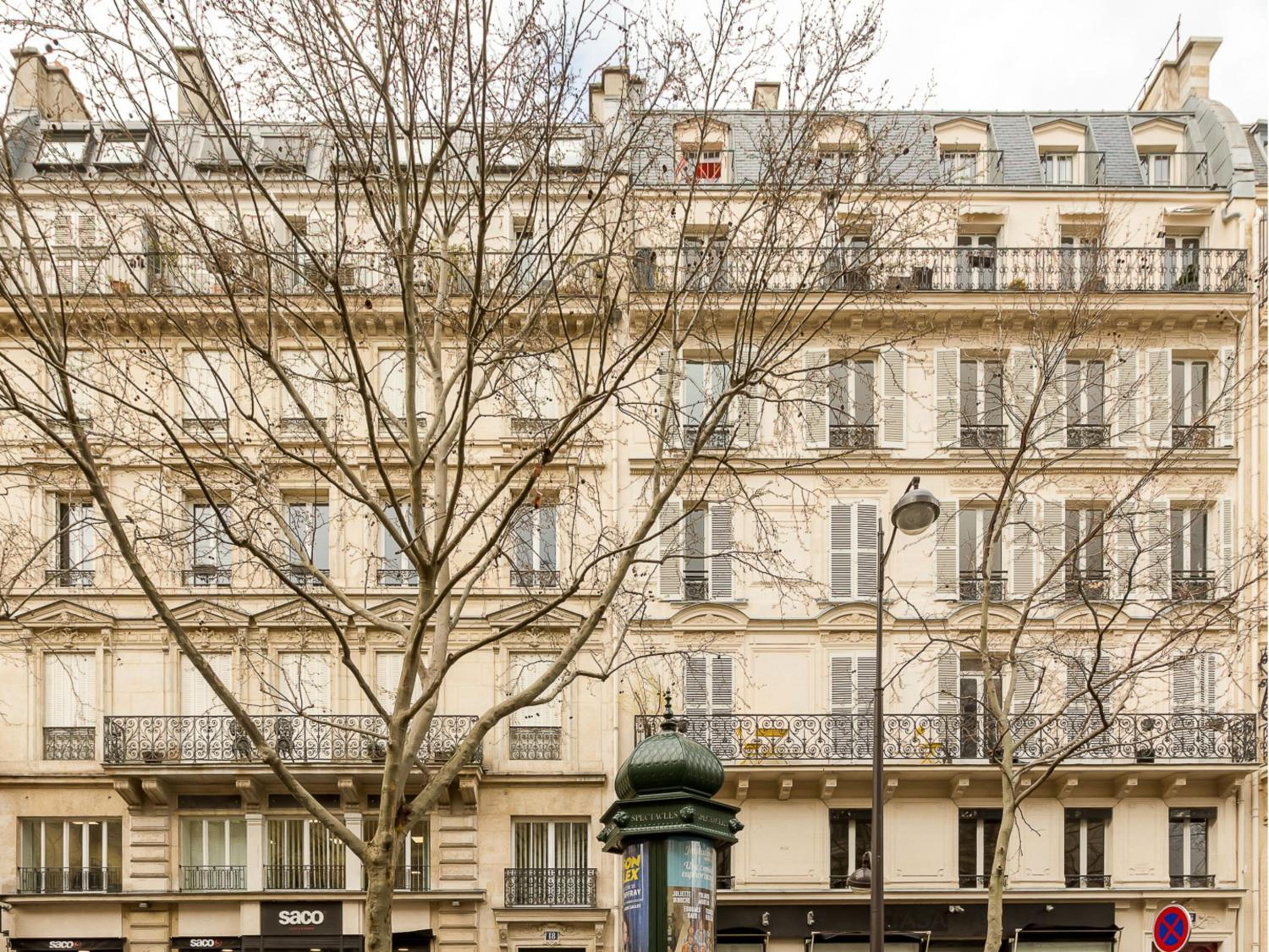 Merveil - Signature Suite - Louvre - Victoria