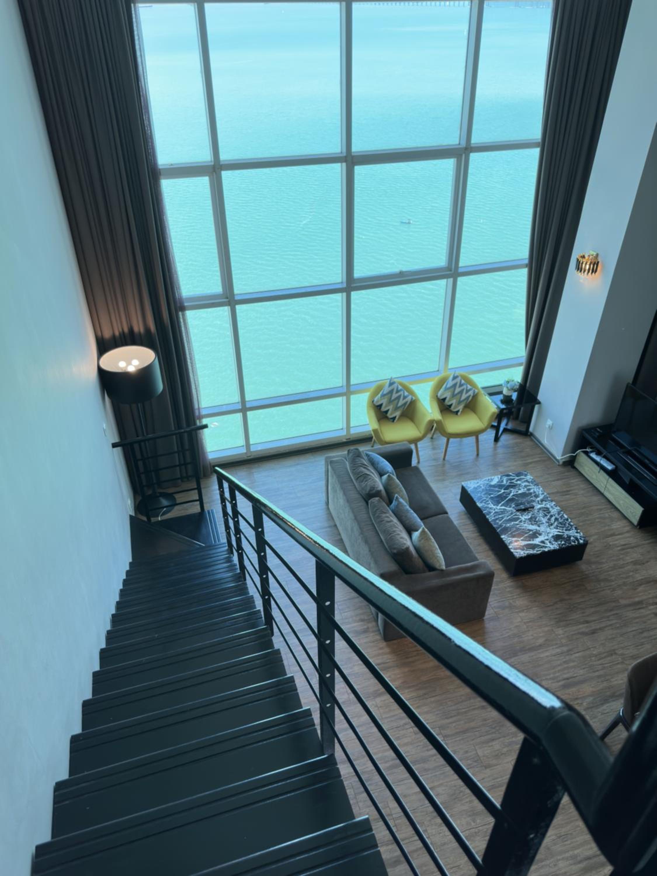 Seaview 2BR Duplex at Maritime Georgetown with Pool & Gym 73A
