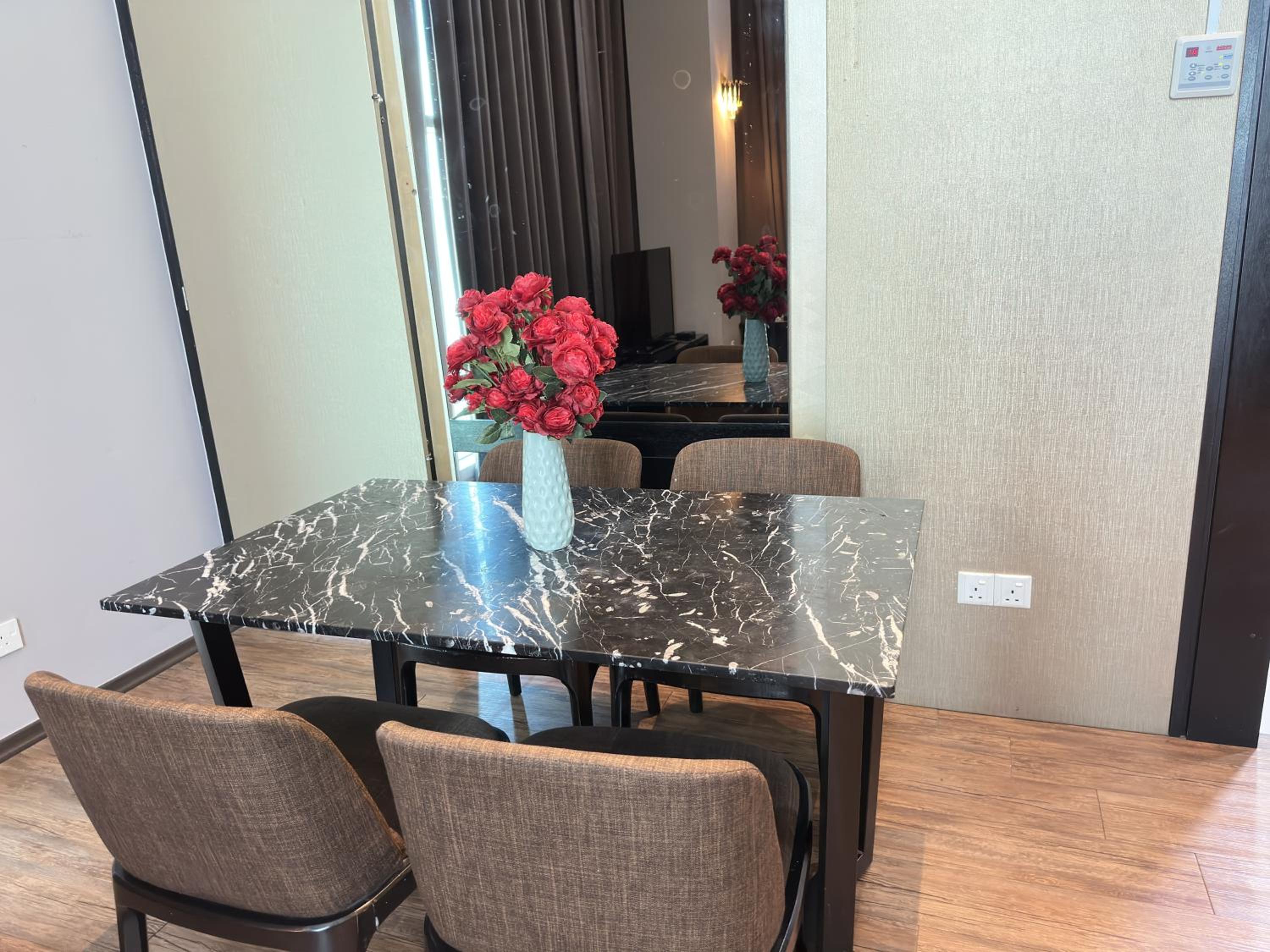 Seaview 2BR Duplex at Maritime Georgetown with Pool & Gym 73A