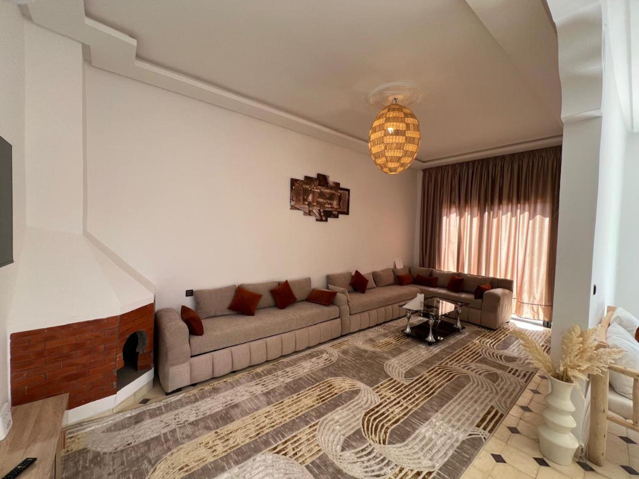 Villa Familiale avec Piscine Privée à Marrakech