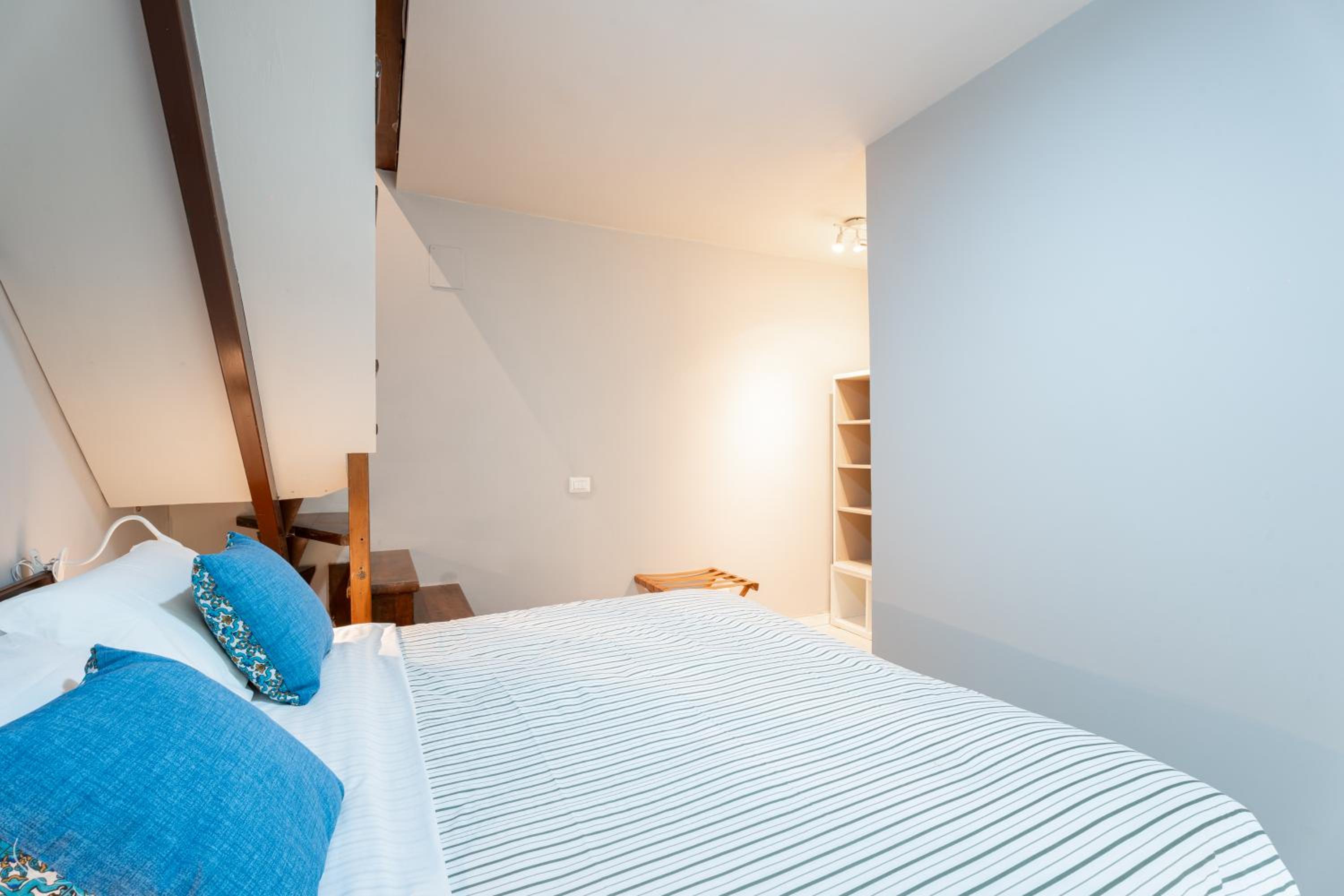 Loft16 Rome - 10 min PlGNETO - COLOSSEO