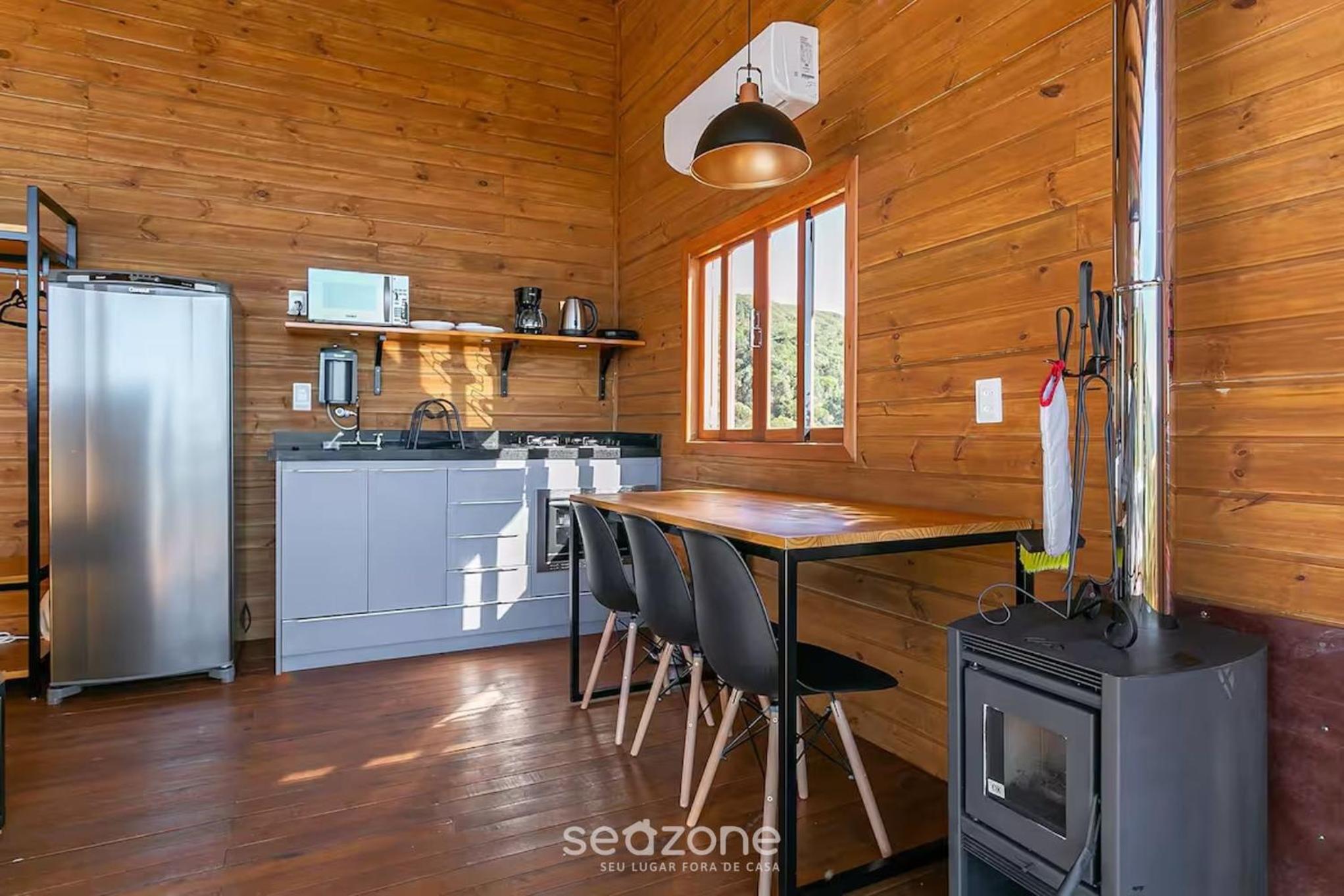 Amazing cabin with mountain view VST021