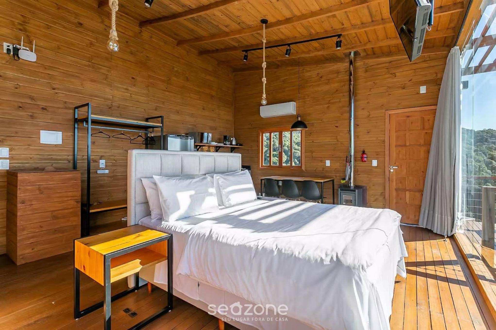 Amazing cabin with mountain view VST021