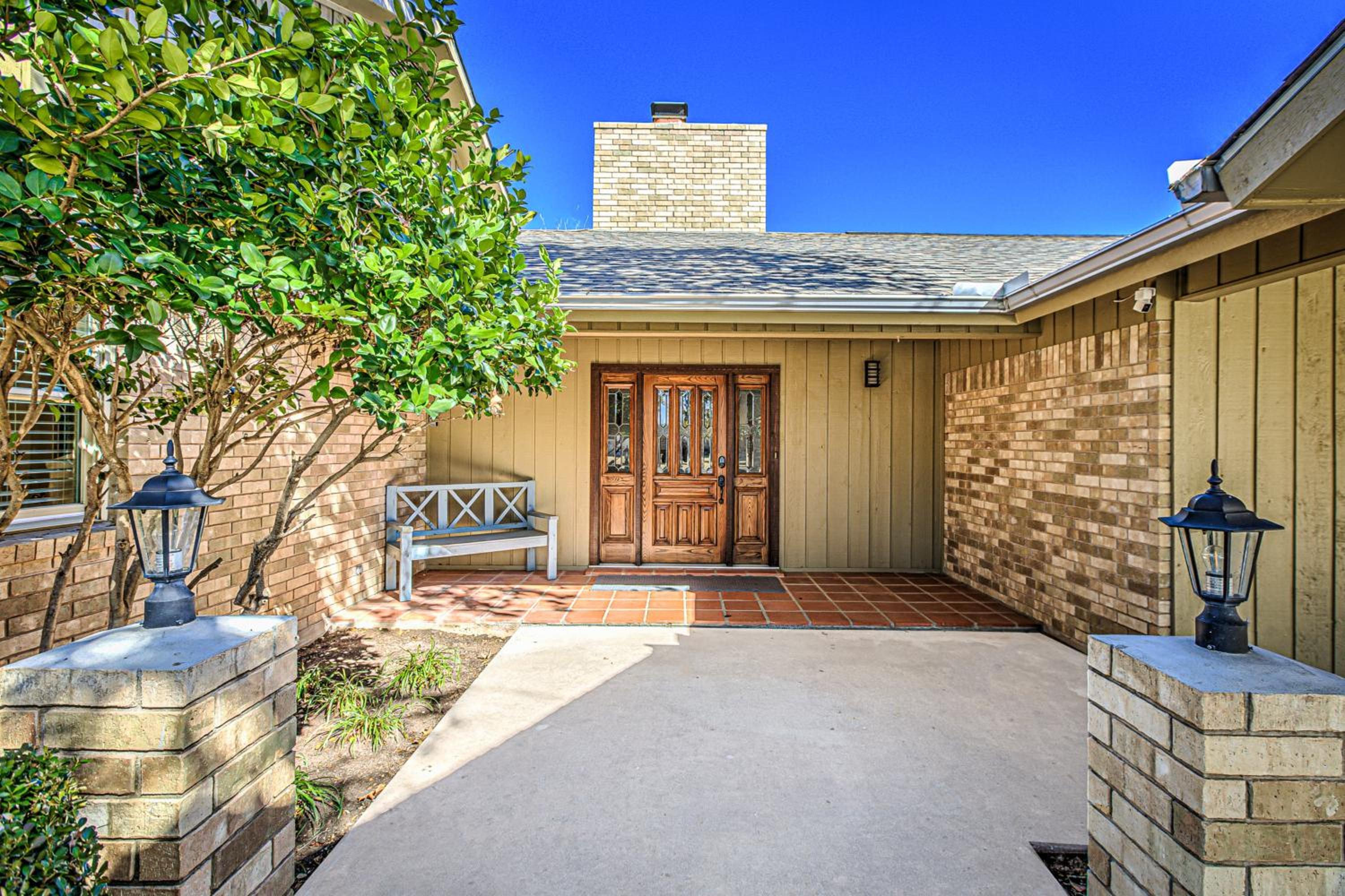 Deep Water Dock and Slip Lake LBJ Getaway