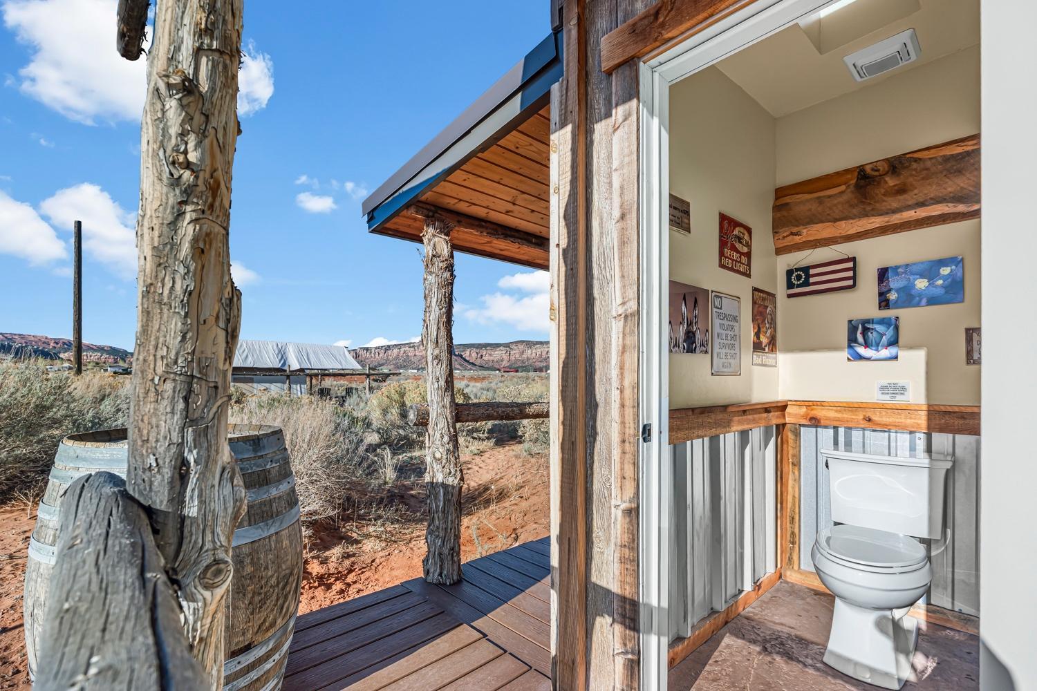 Southwest Silo Stay- 1 Bedroom Near Zion & Bryce