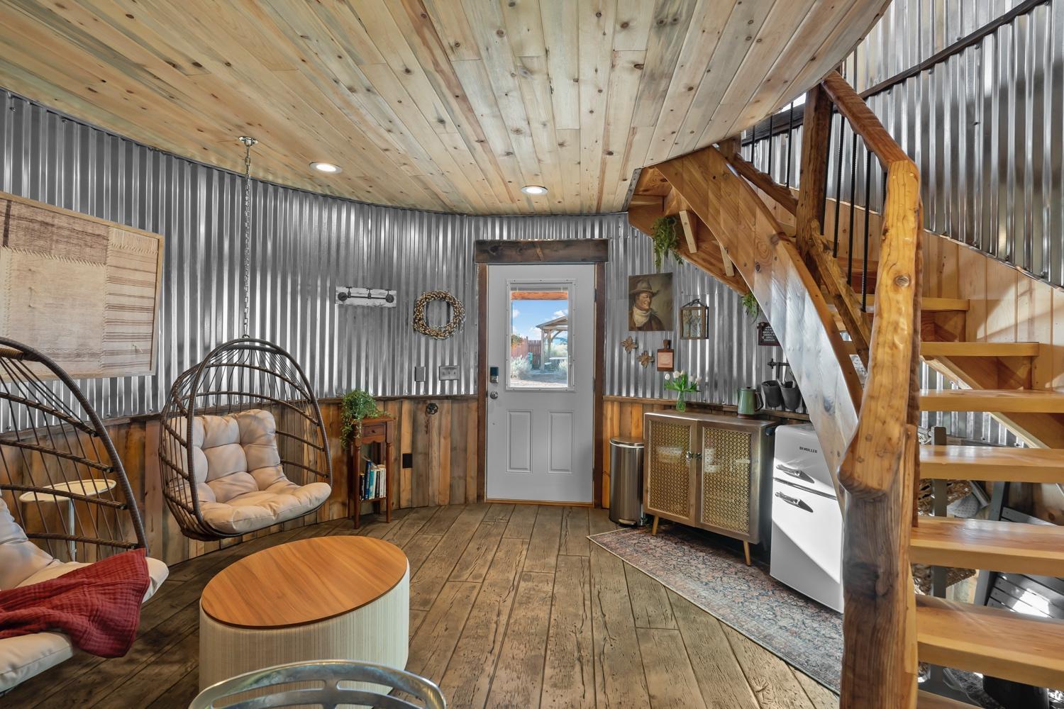 Southwest Silo Stay- 1 Bedroom Near Zion & Bryce
