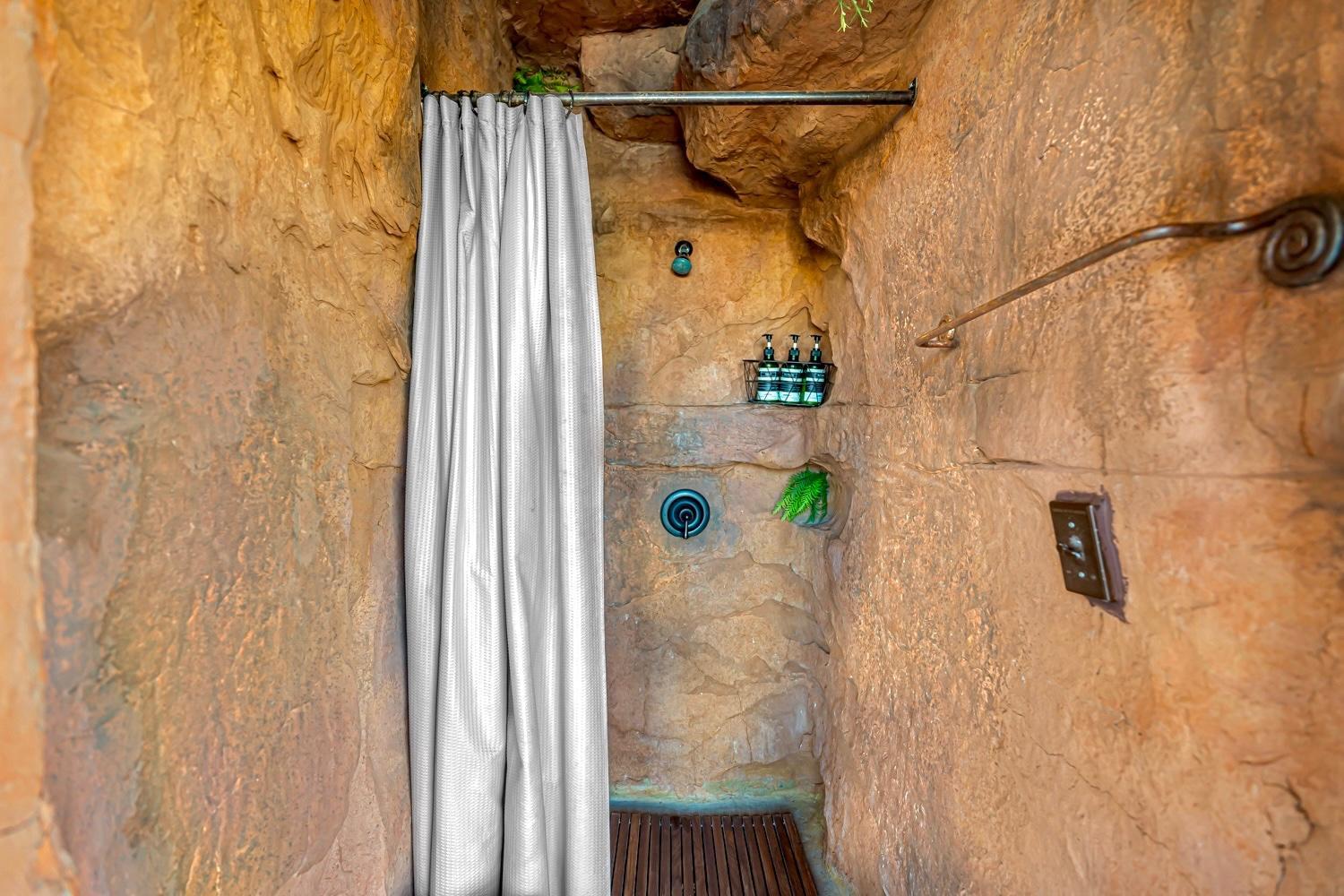 Cave Dwellers- Zions' Only Hand-Sculpted Cave