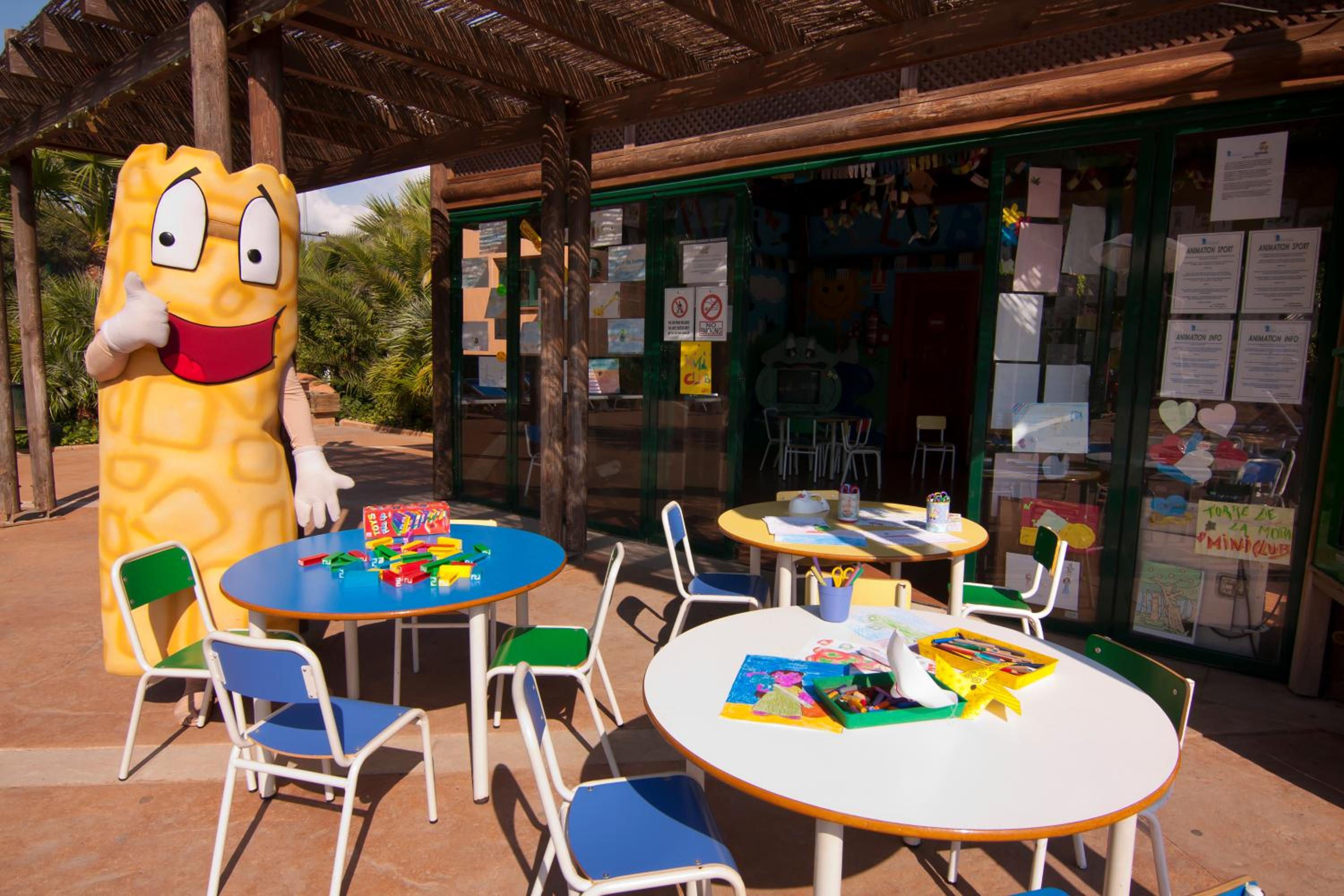 Camping Estival Torre de la Mora