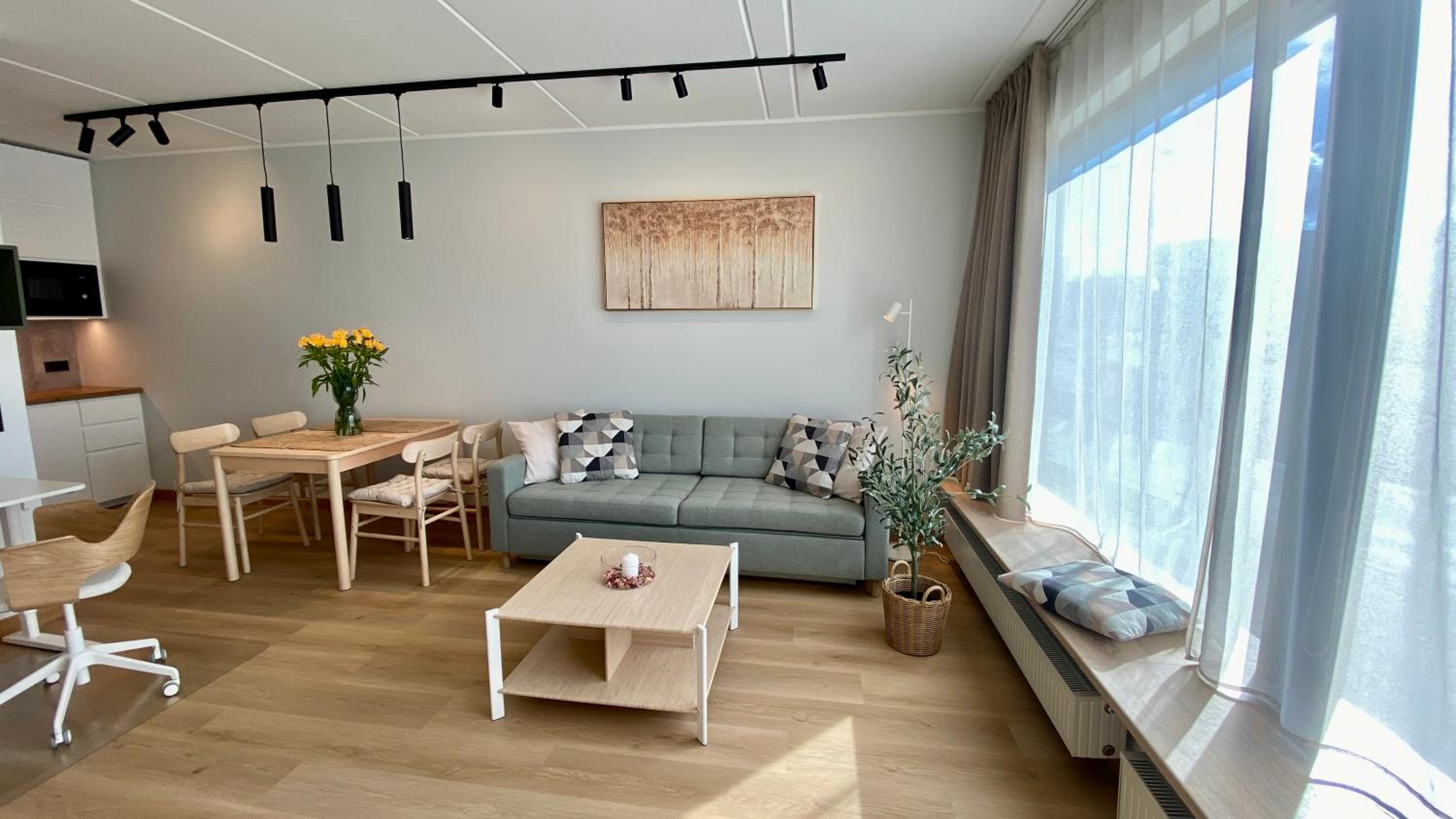 Lootsi Haven - Modern City Apartment with Free Parking