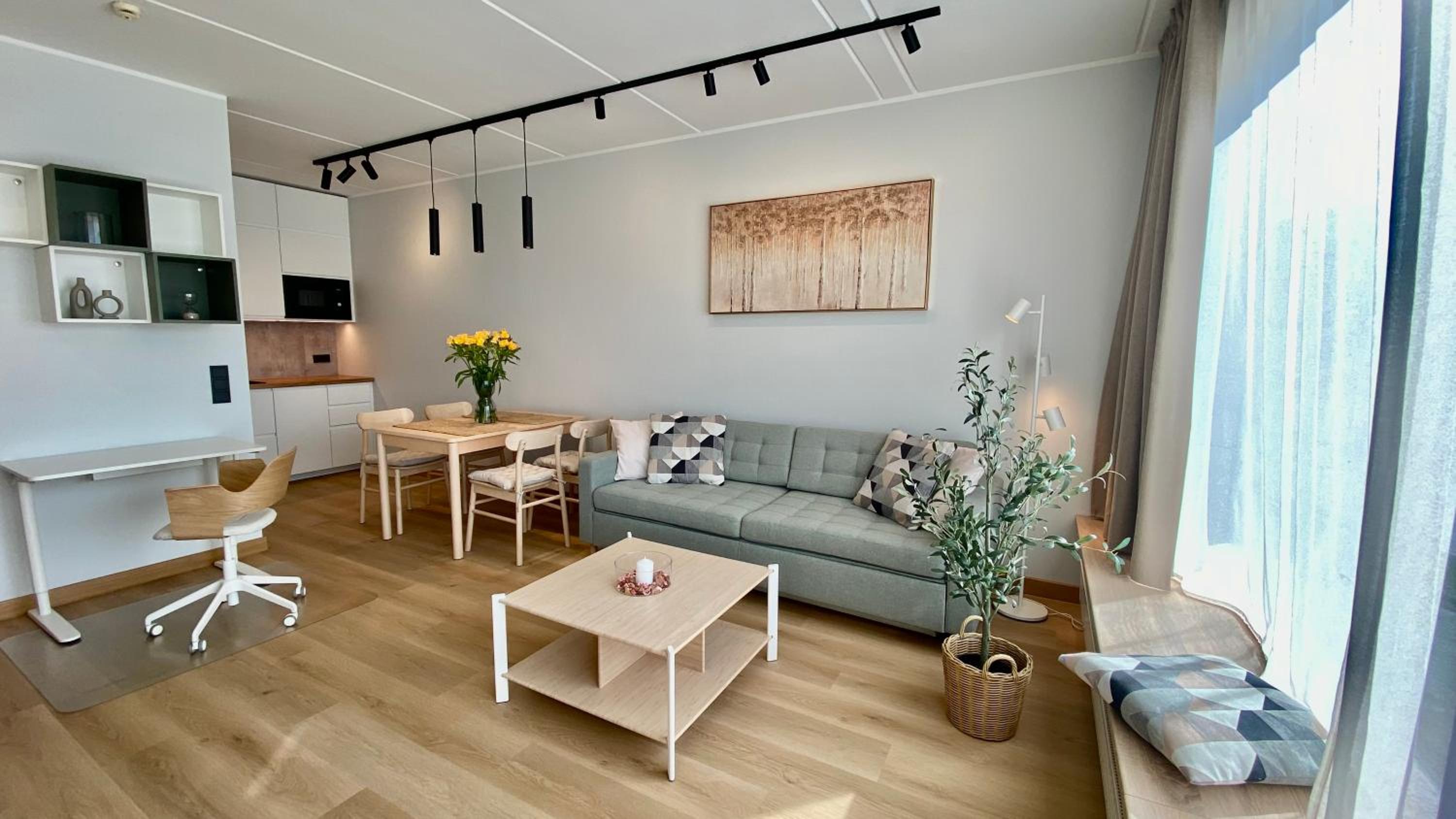 Lootsi Haven - Modern City Apartment with Free Parking