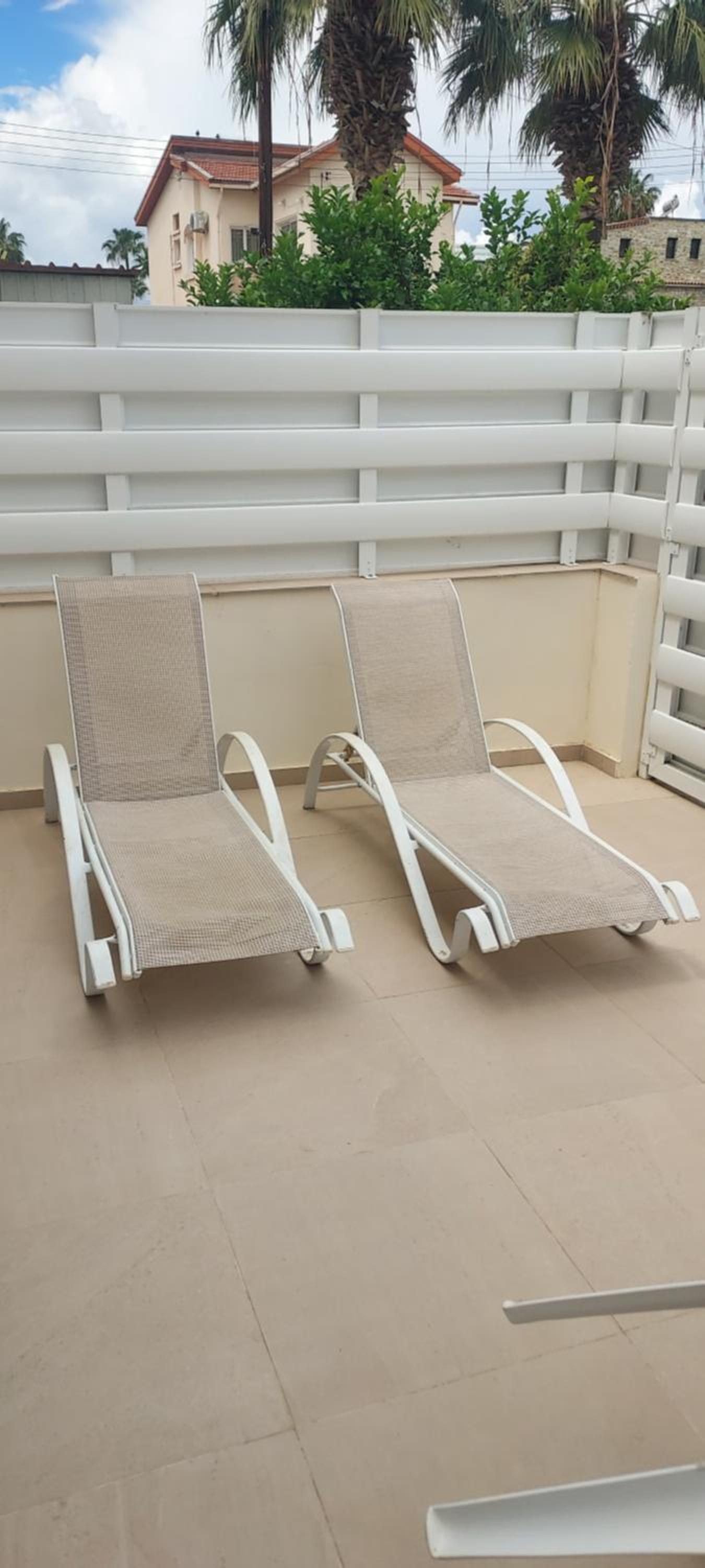 Sea Breeze Maisonette