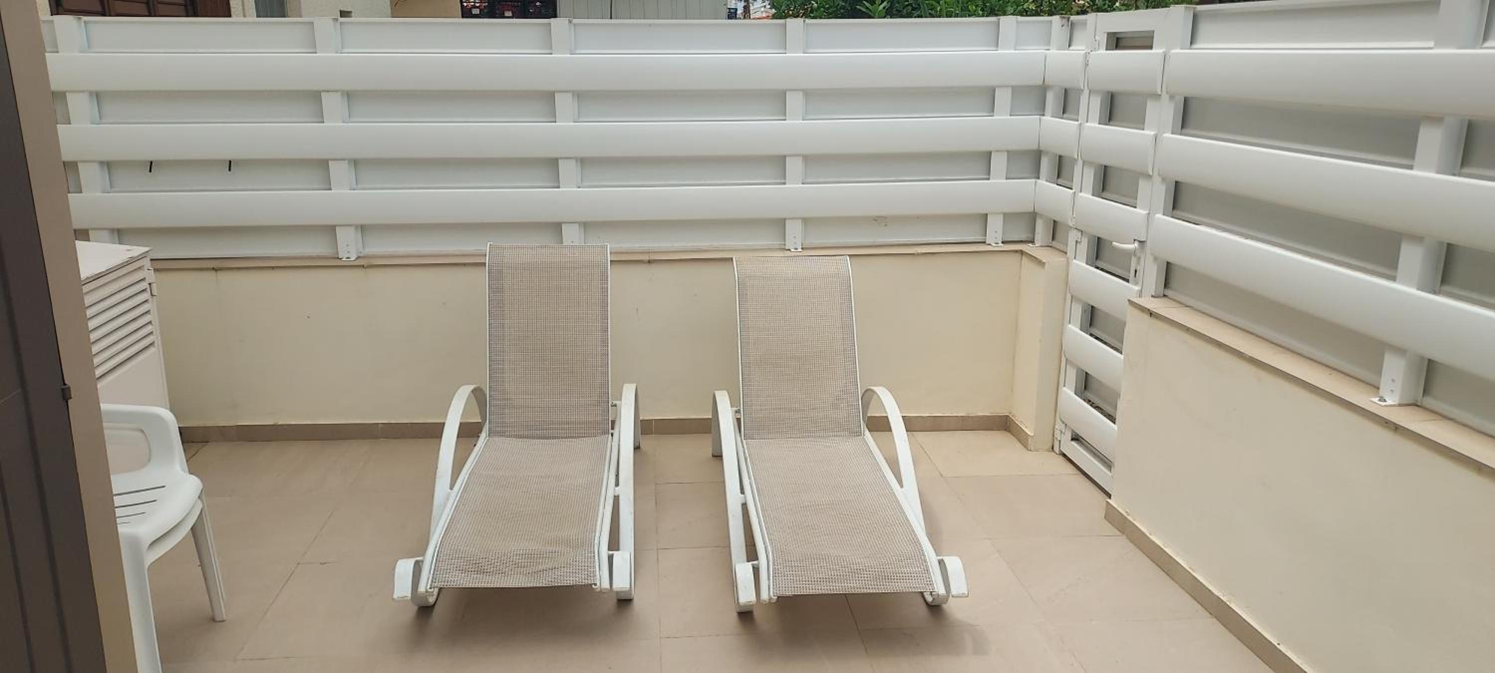Sea Breeze Maisonette