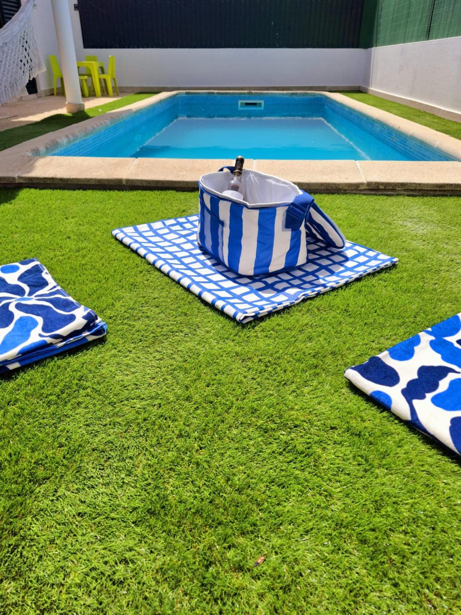 Meco Beach and Pool Villa