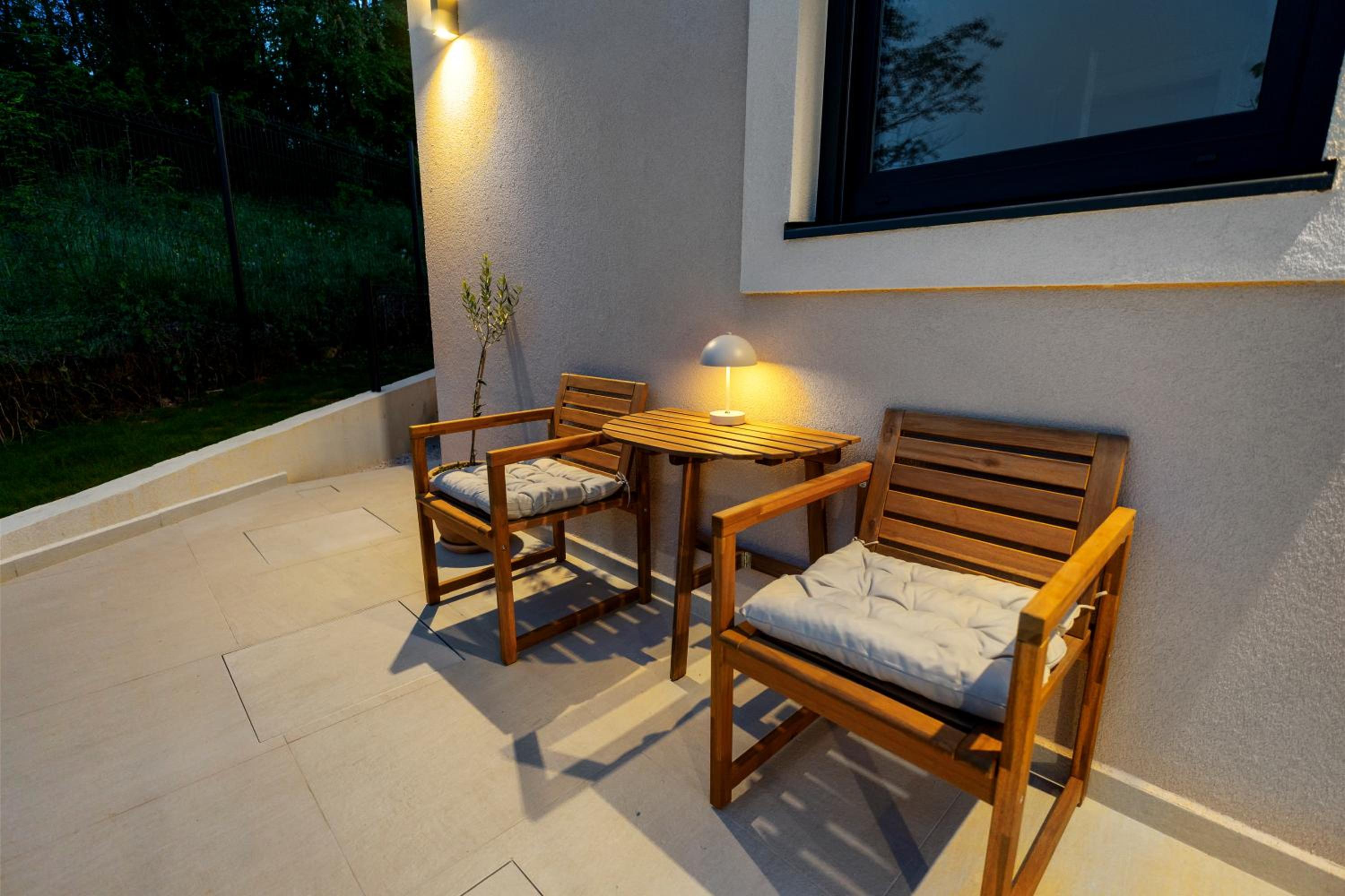 Charming Villa Harmonia with Heated pool and Indoor Jacuzzi surrounded by nature