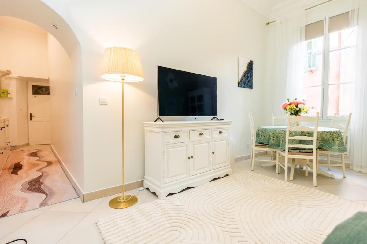 Cozy Apartment in Old Town Nice