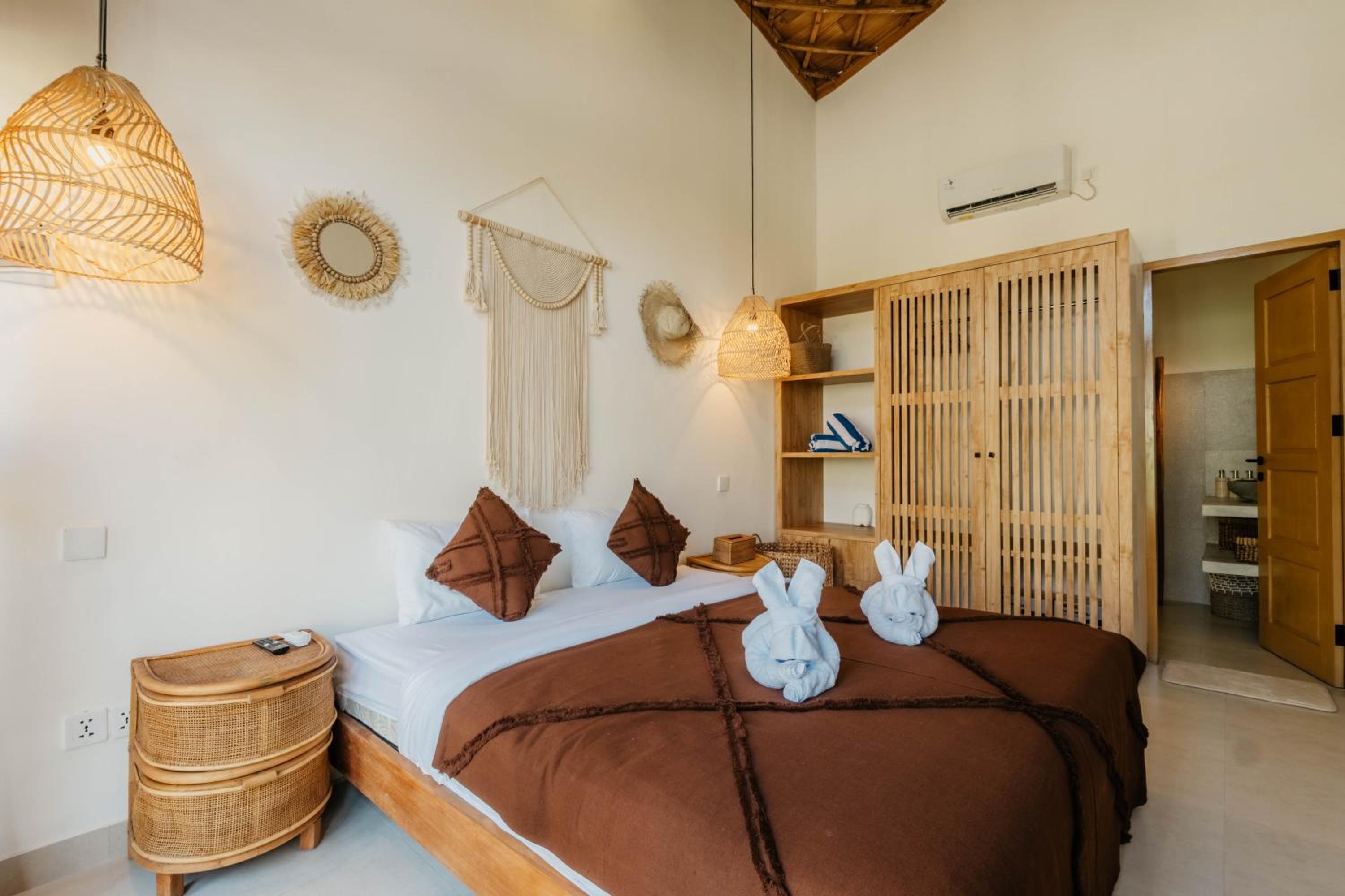 NEW! Villa Marcela - 2BR Villa in Berawa