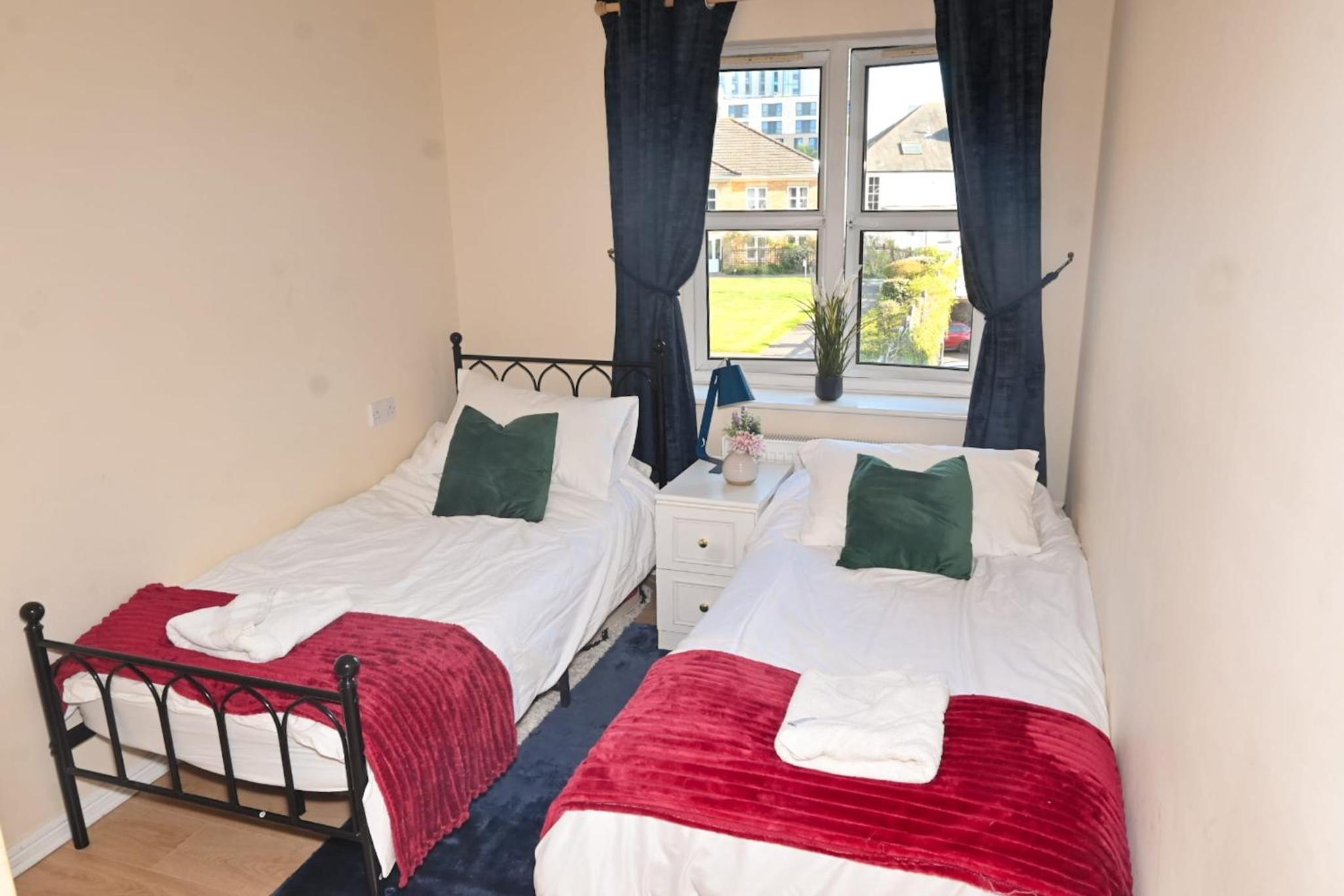 Central Comfort Southampton, Free Parking