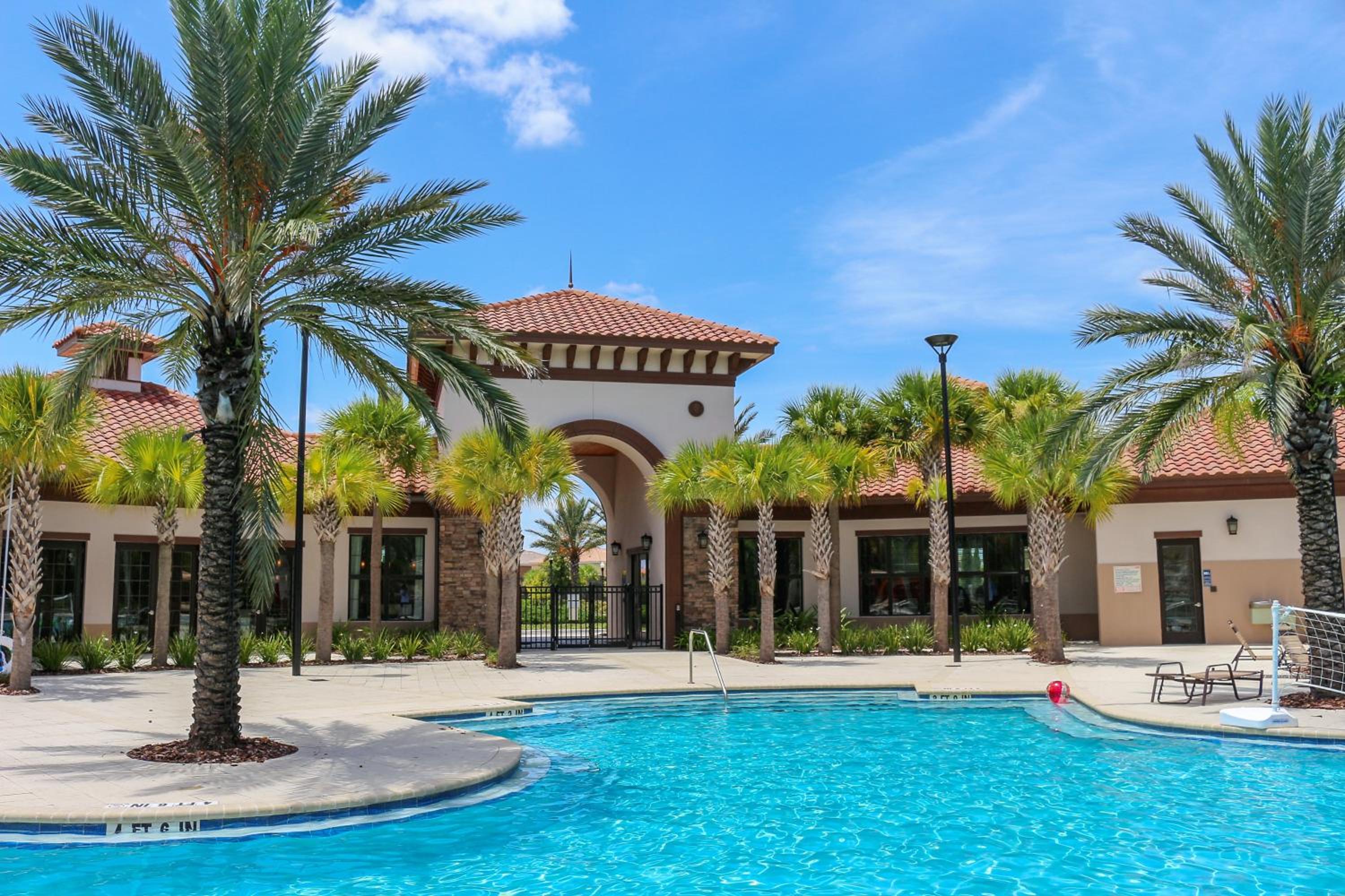 Ideal for Families Solterra Vacation Home with Sunny Pool Deck with Pool and Spa and Games Room Nr Disney