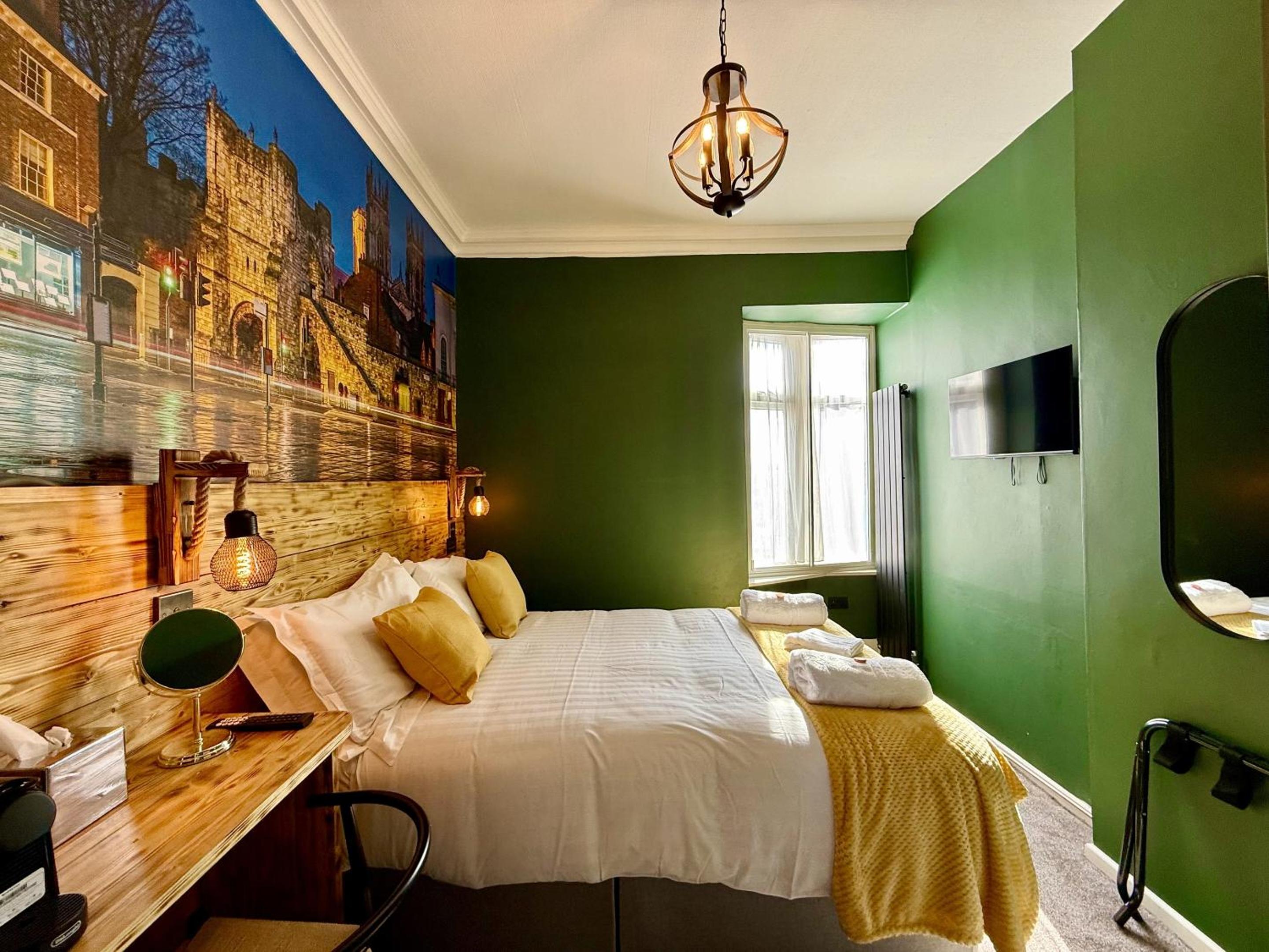 The Crescent Guest House view 4
