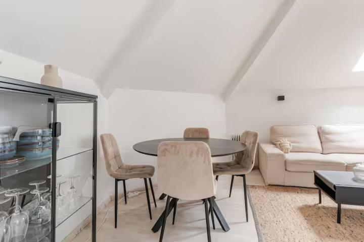 Elegant Stay in Châtelain Ixelles