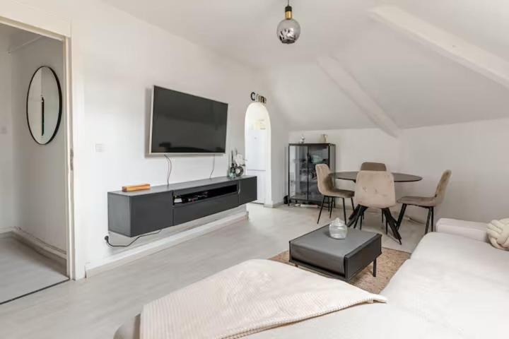 Elegant Stay in Châtelain Ixelles