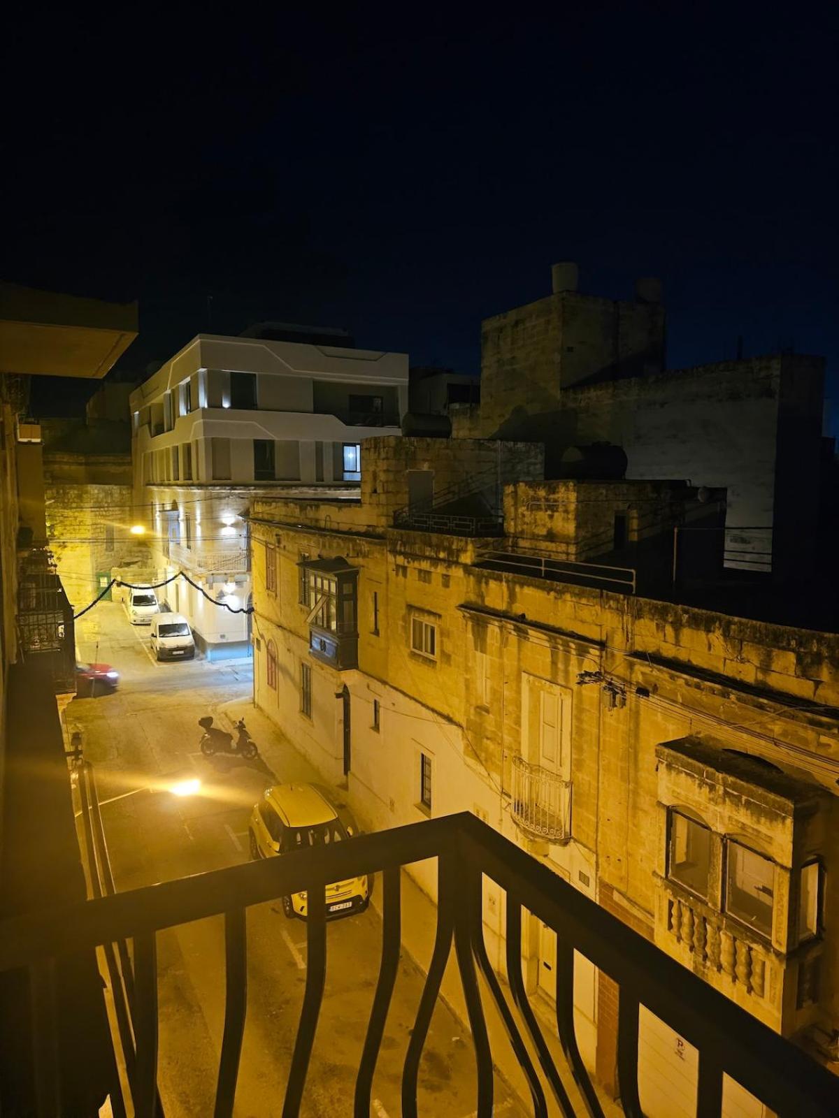 Modern Studio near Valletta and Sliema