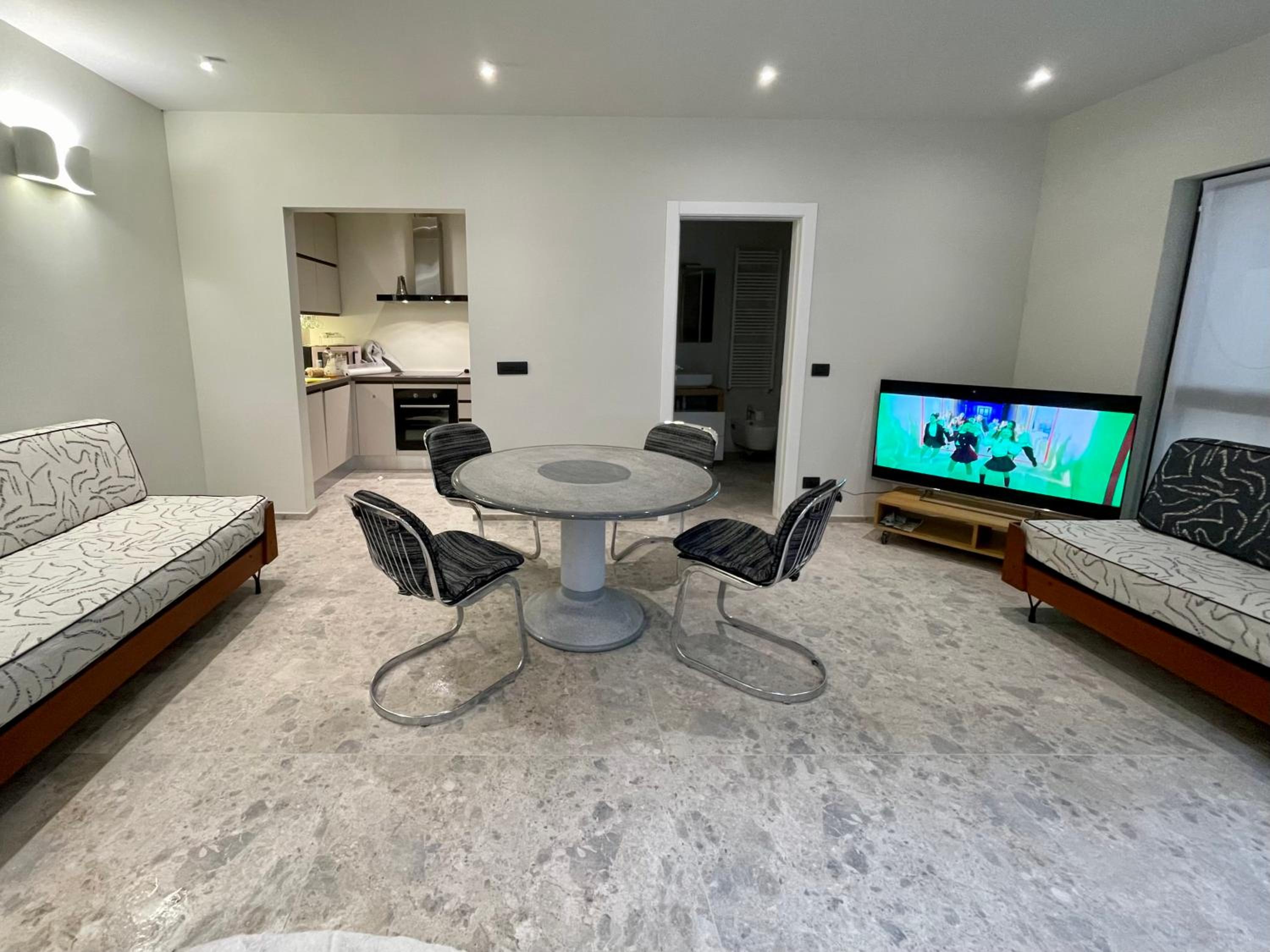 Glass & Charme - Central Suite