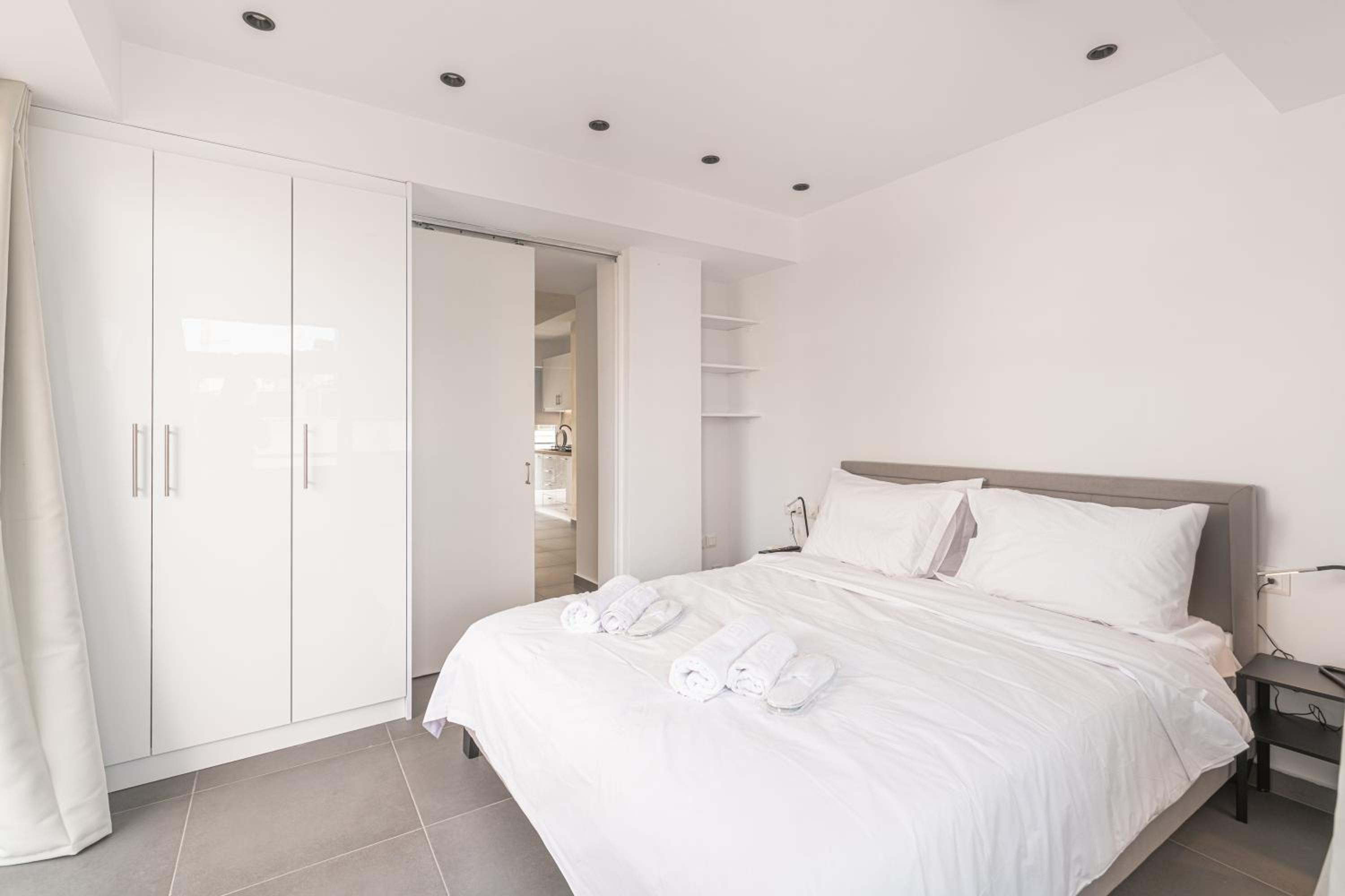 South Metro Suite