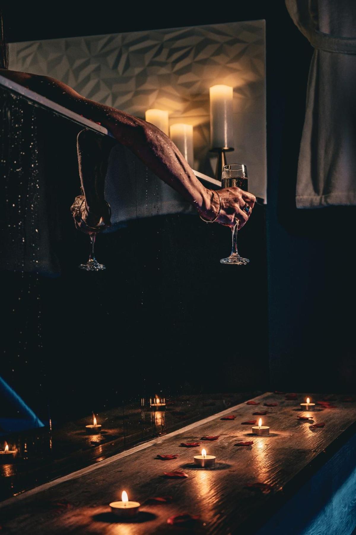 Suite craz'in Love Room, jacuzzi, cinéma, Camargue