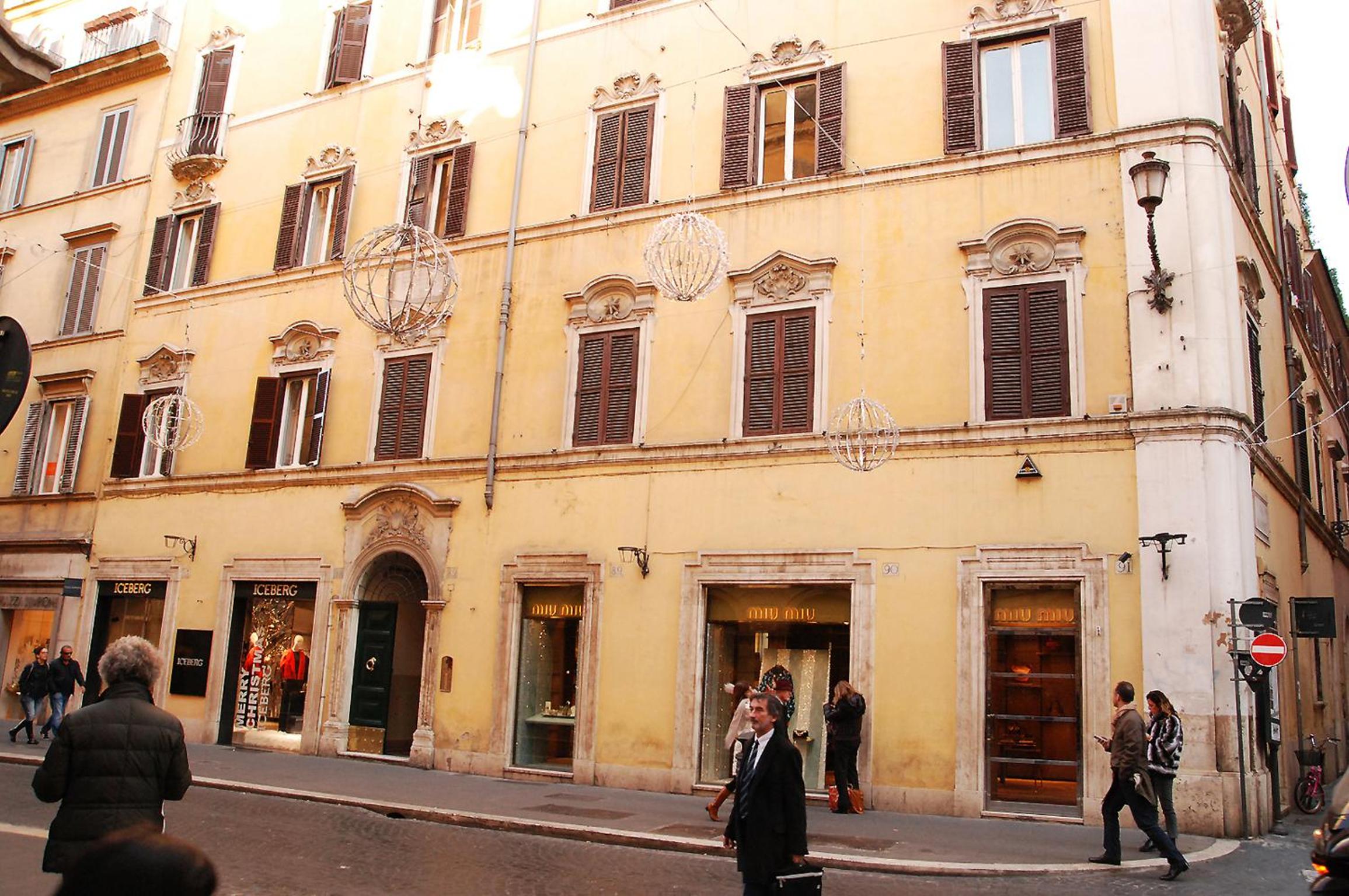 Exclusive apartment a few steps from the Spanish Steps