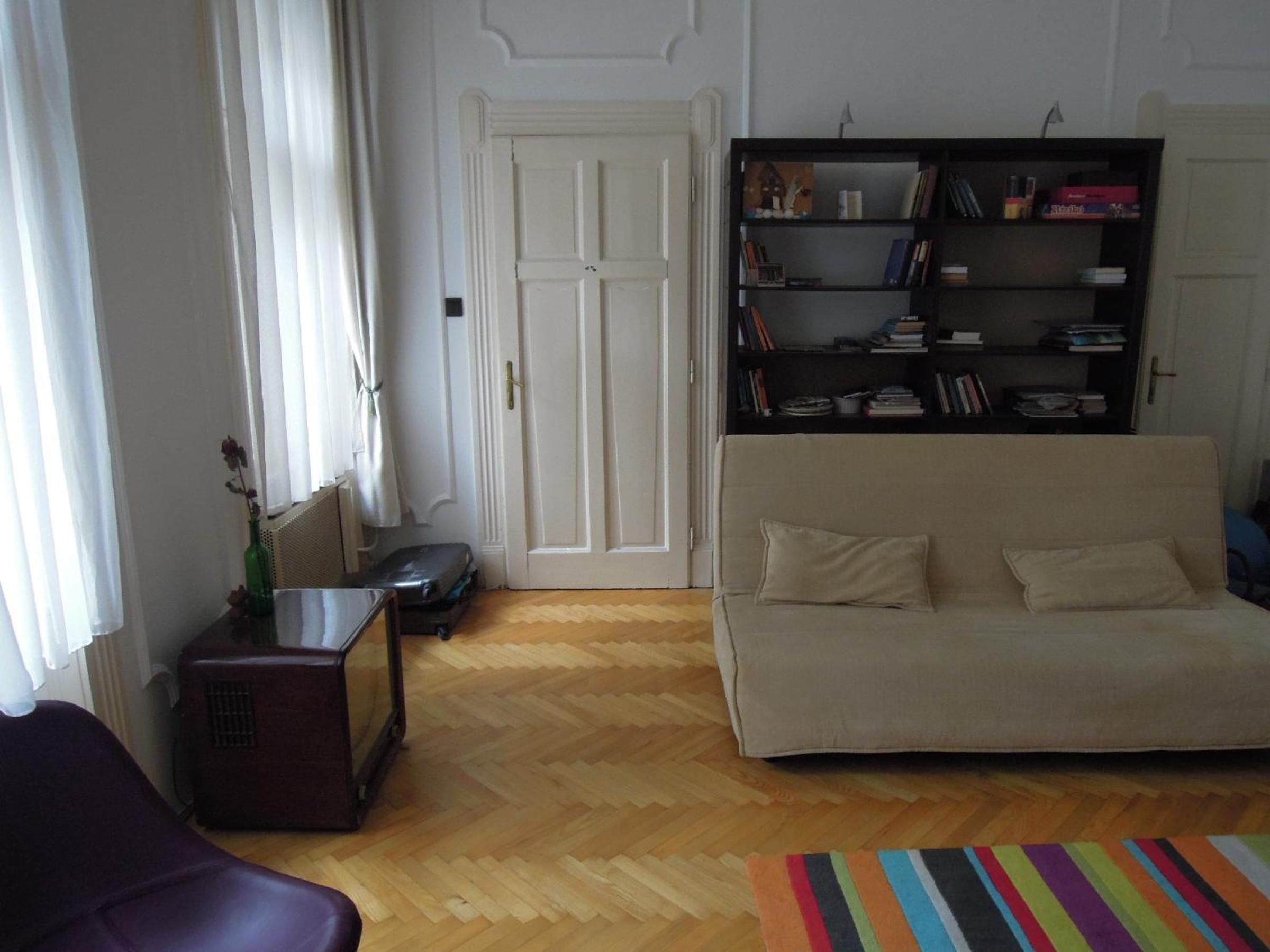 Photo 32