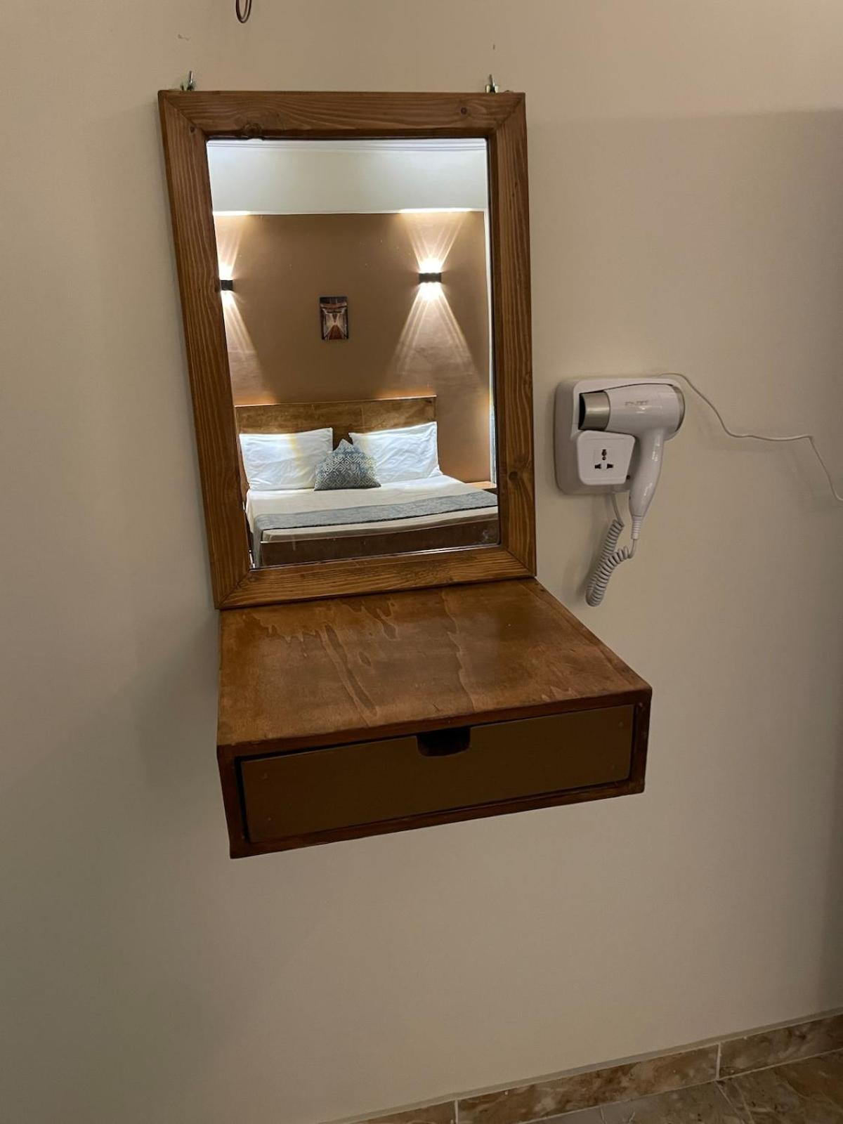 Luxe Nest Luxor Serviced Apartments 102