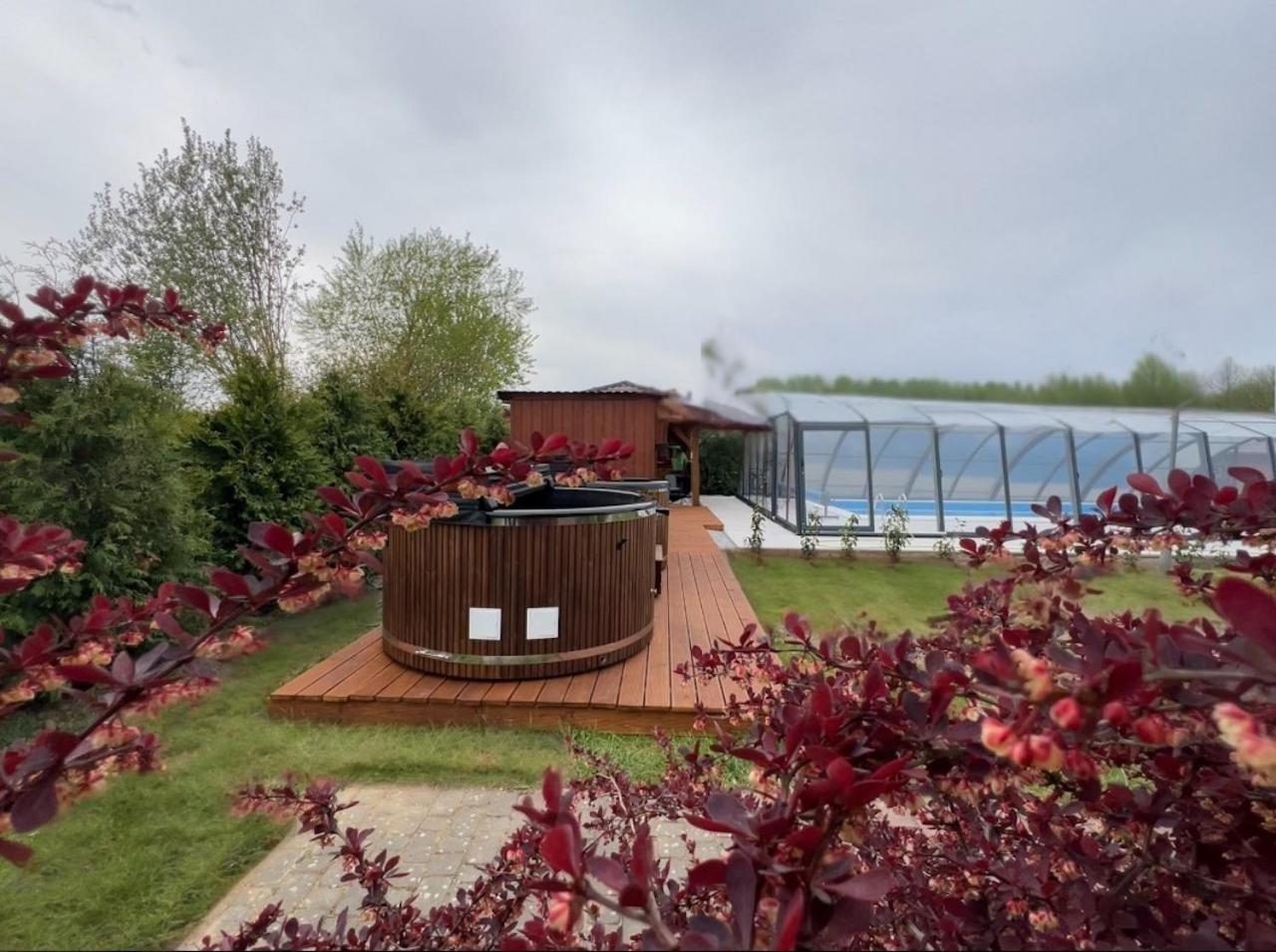 Rajska Mierzeja , SAUNA , JAKUZZI ,BASEN Z PODGRZEWANĄ WODĄ , KLIMATYZACJA-OGRZEWANIE , PLAC ZABAW , ROWERY , TARAS