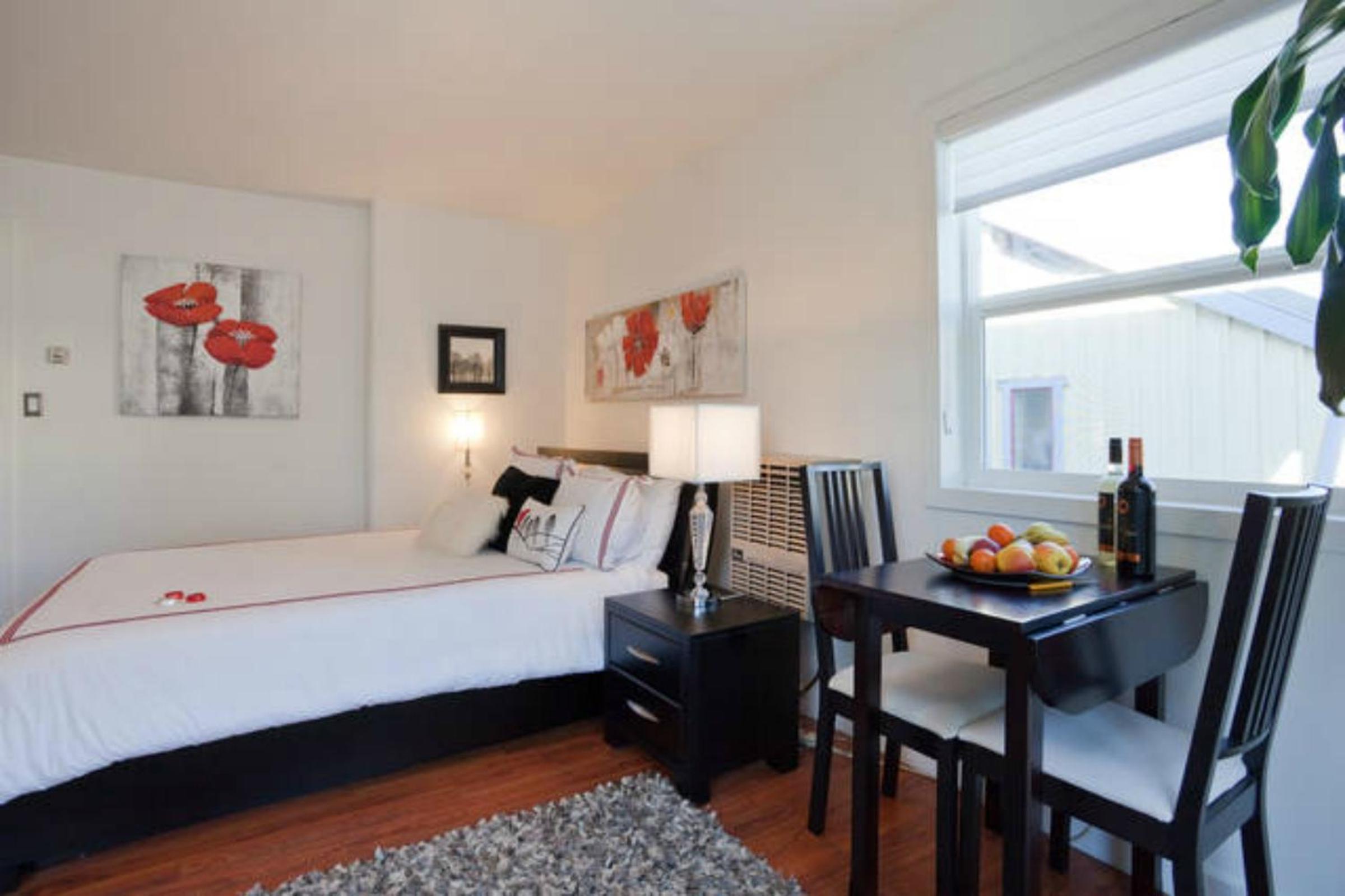 A Float Home B&B in Fisherman’s Wharf