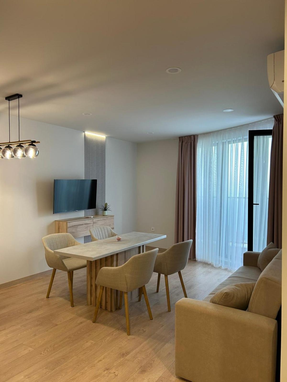 Skyline apartment 44