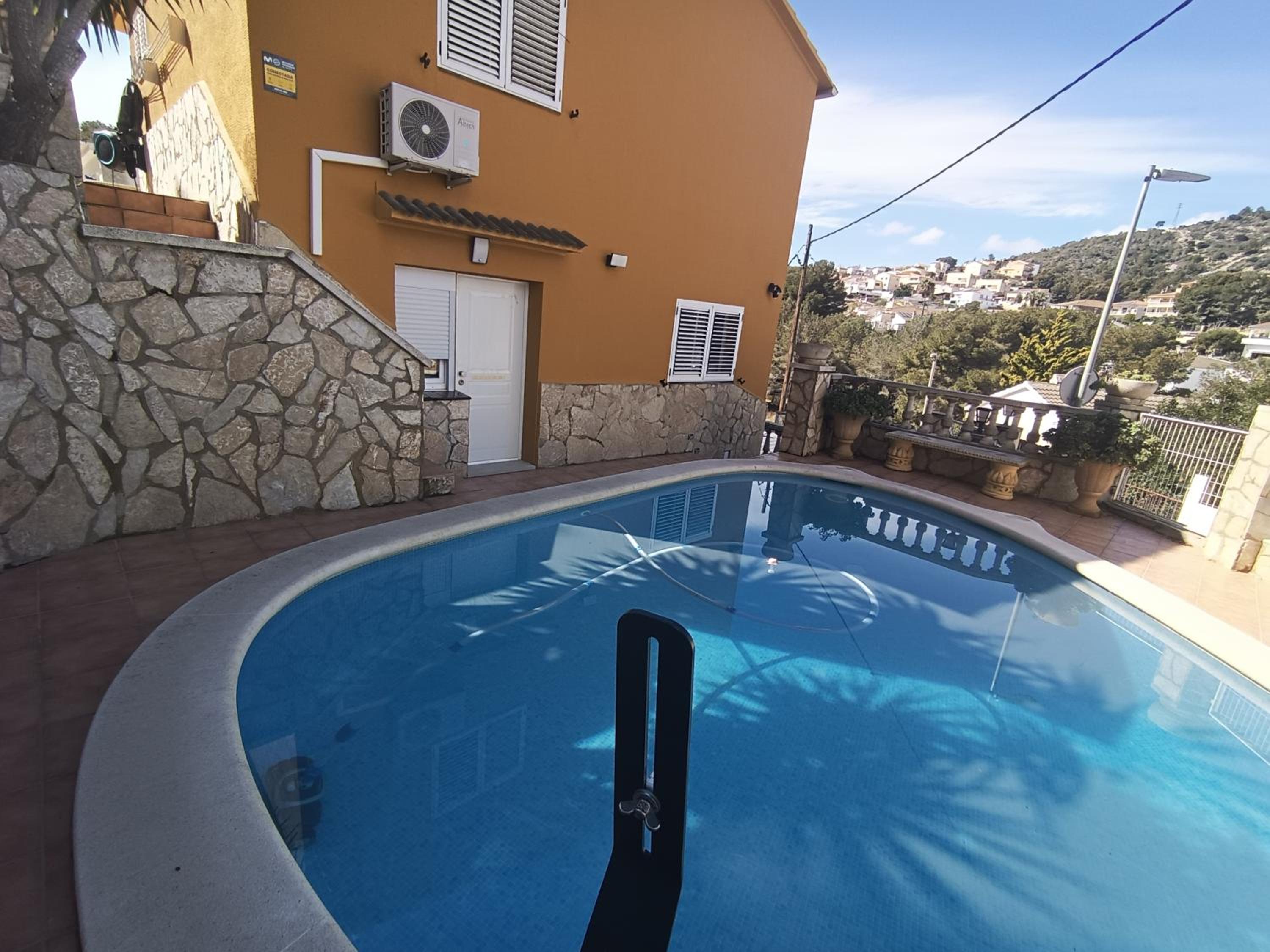 VIP Poolsuite Calafell