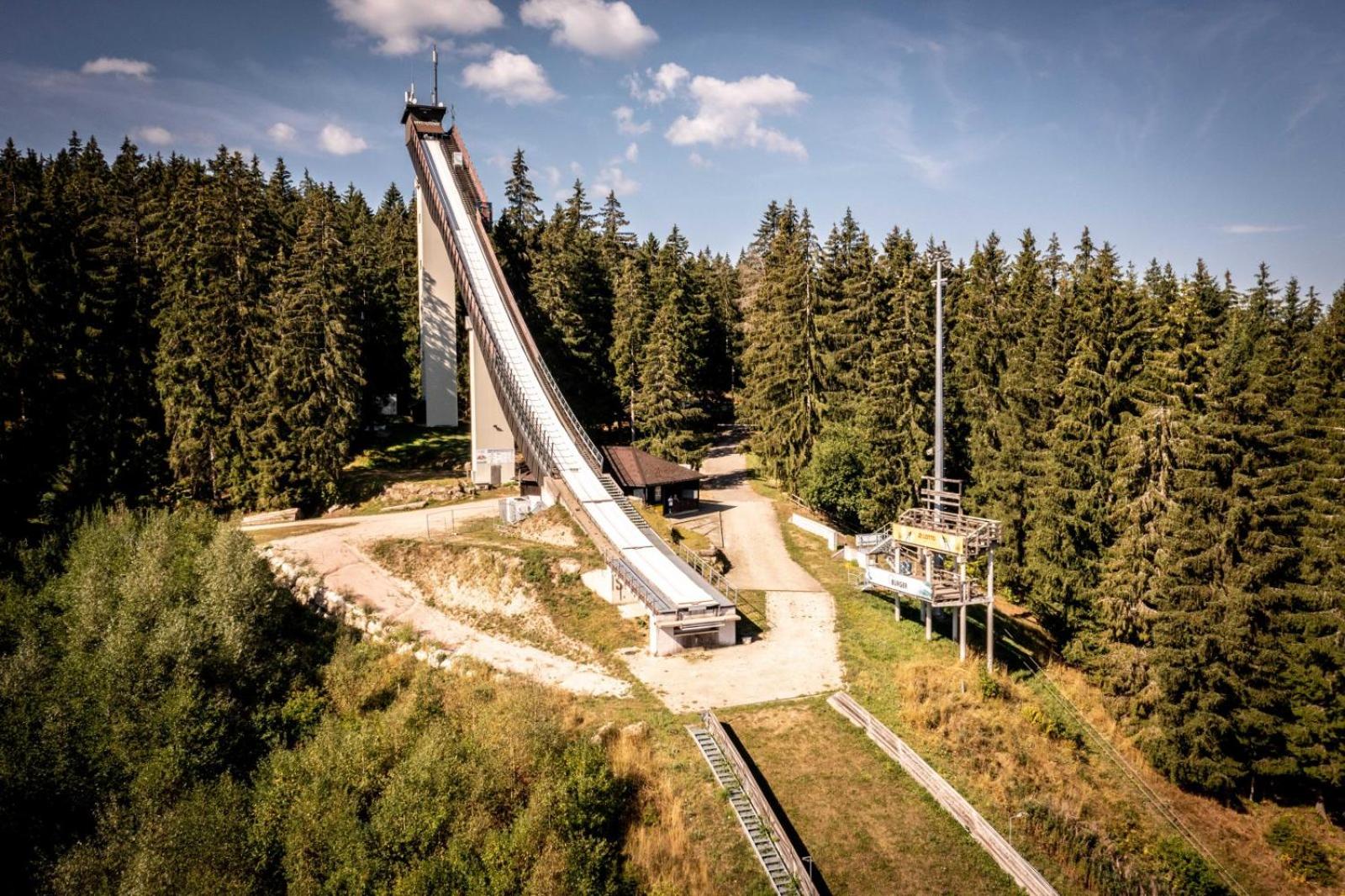 Holiday&Stay Black Forest Pool 85 TV WLAN