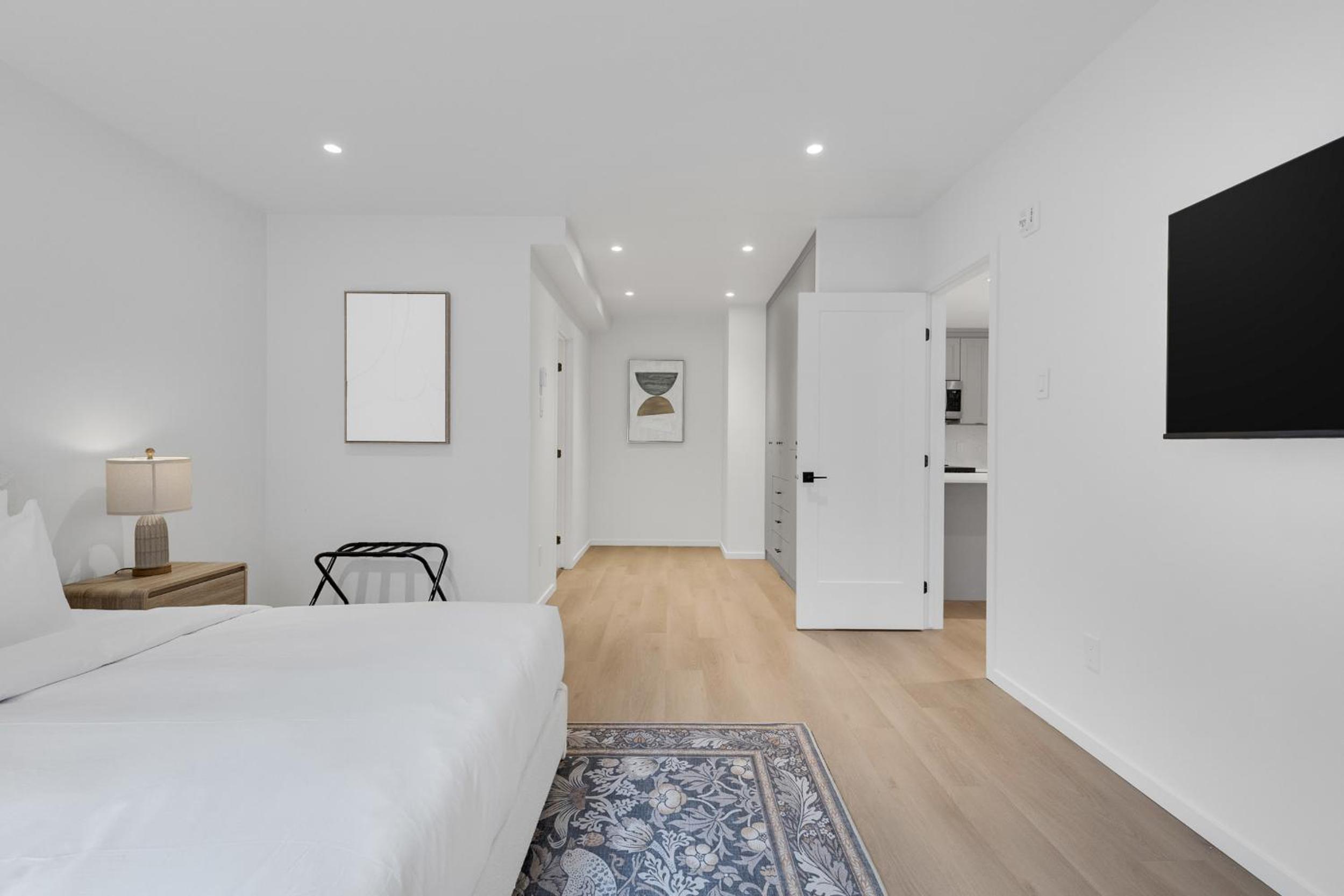 Le Victoria Midtown Mtl
