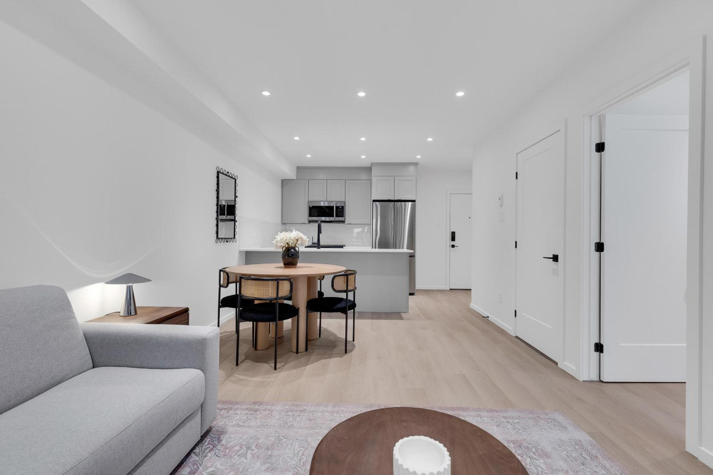 Le Victoria Midtown Mtl