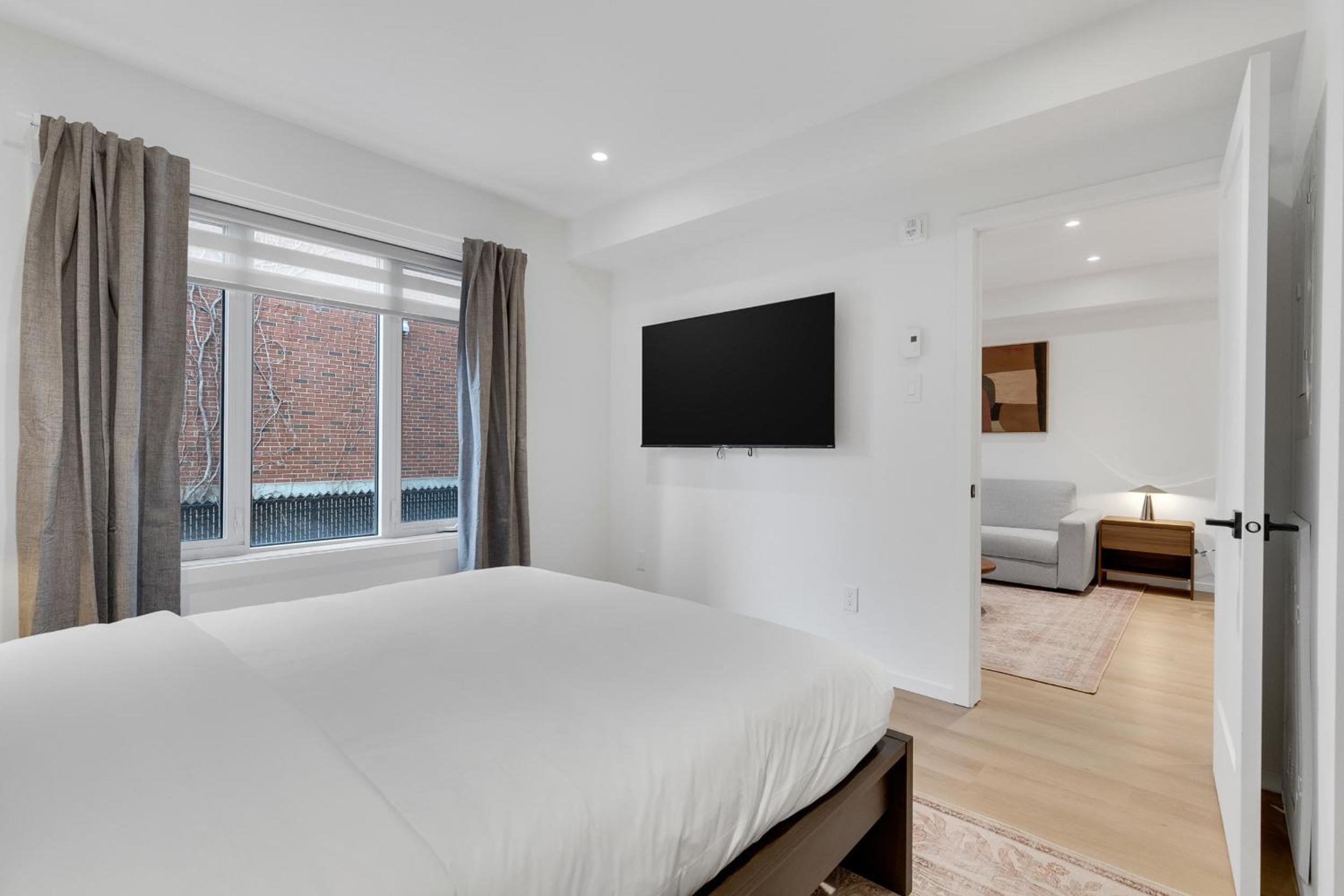 Le Victoria Midtown Mtl