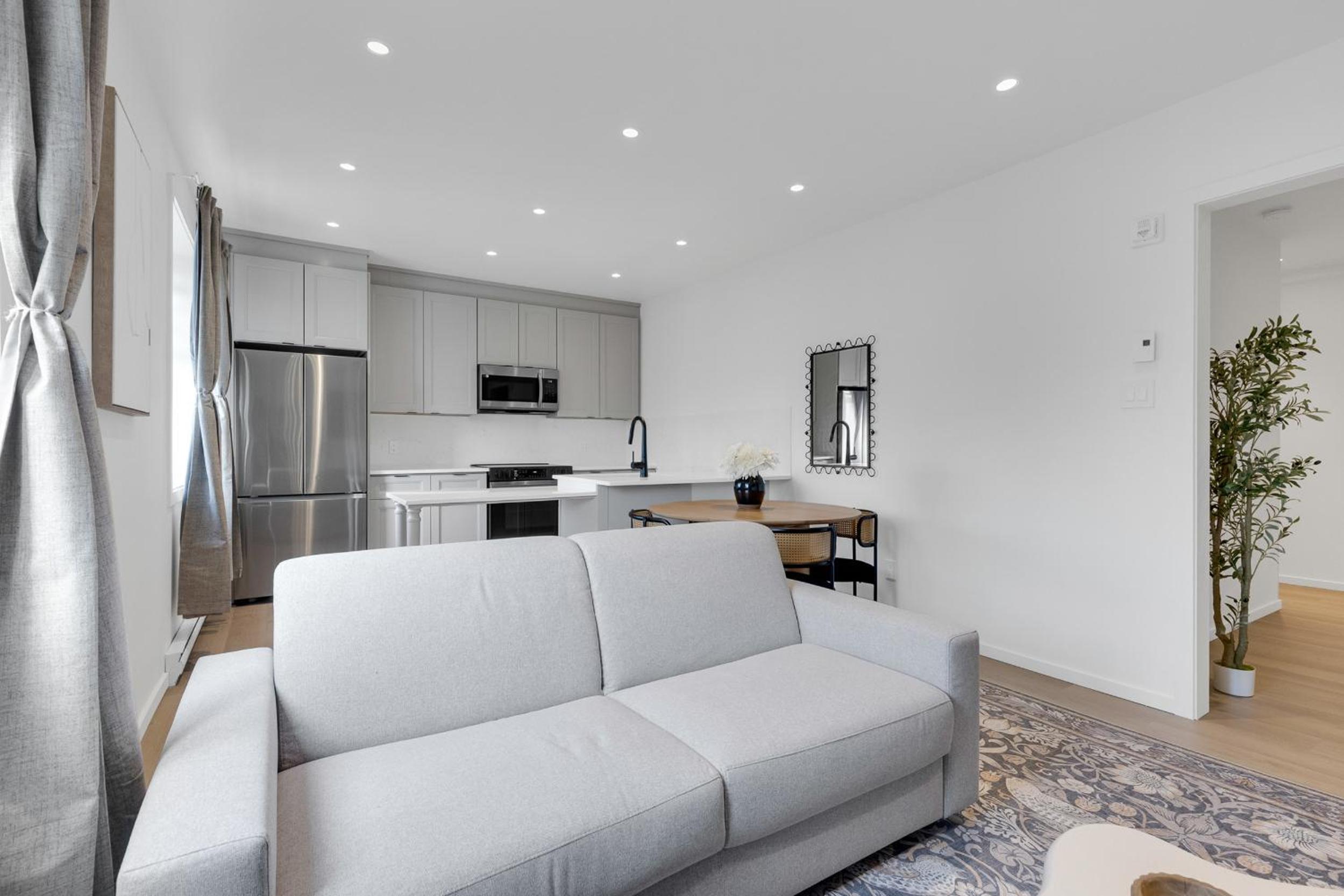 Le Victoria Midtown Mtl