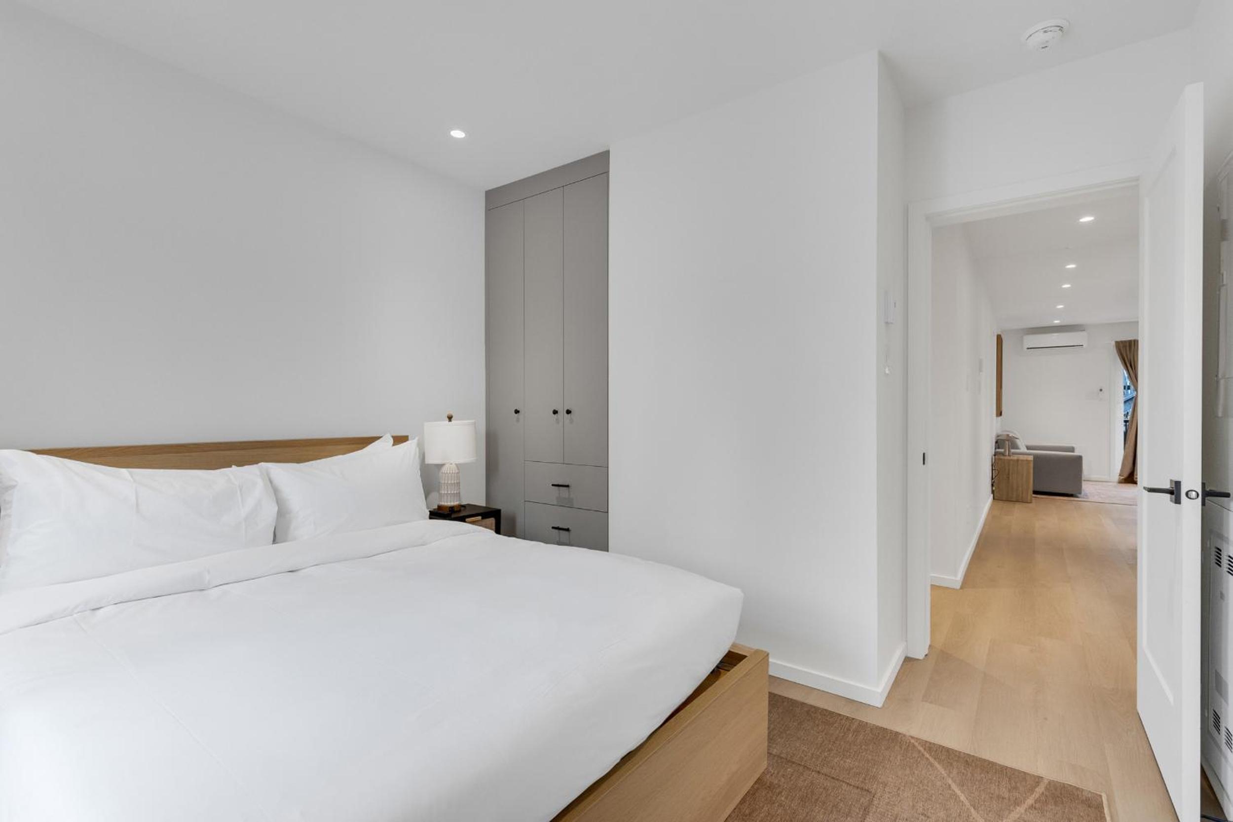 Le Victoria Midtown Mtl