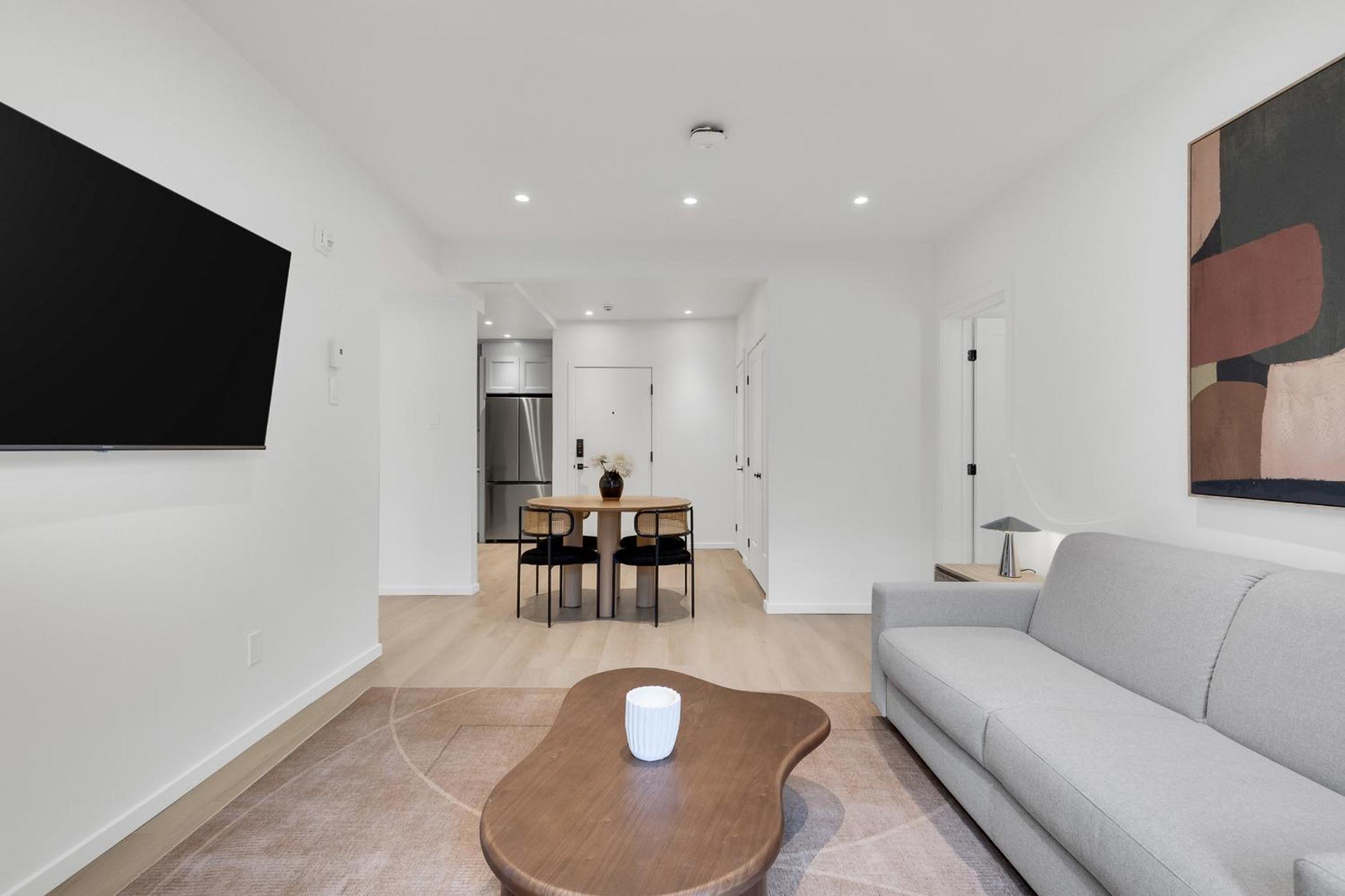 Le Victoria Midtown Mtl