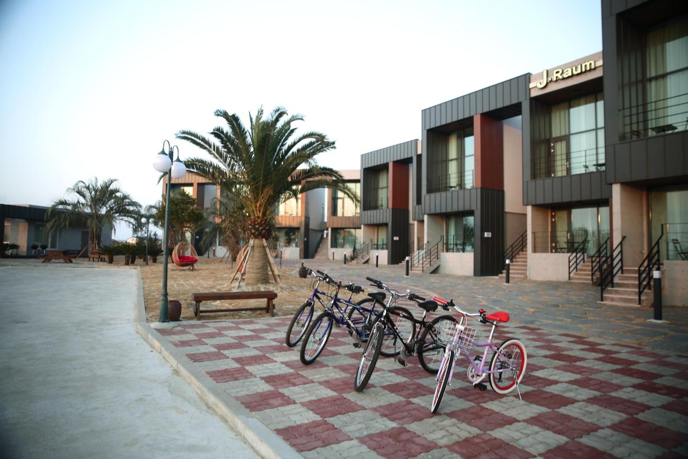 J Raum Resort