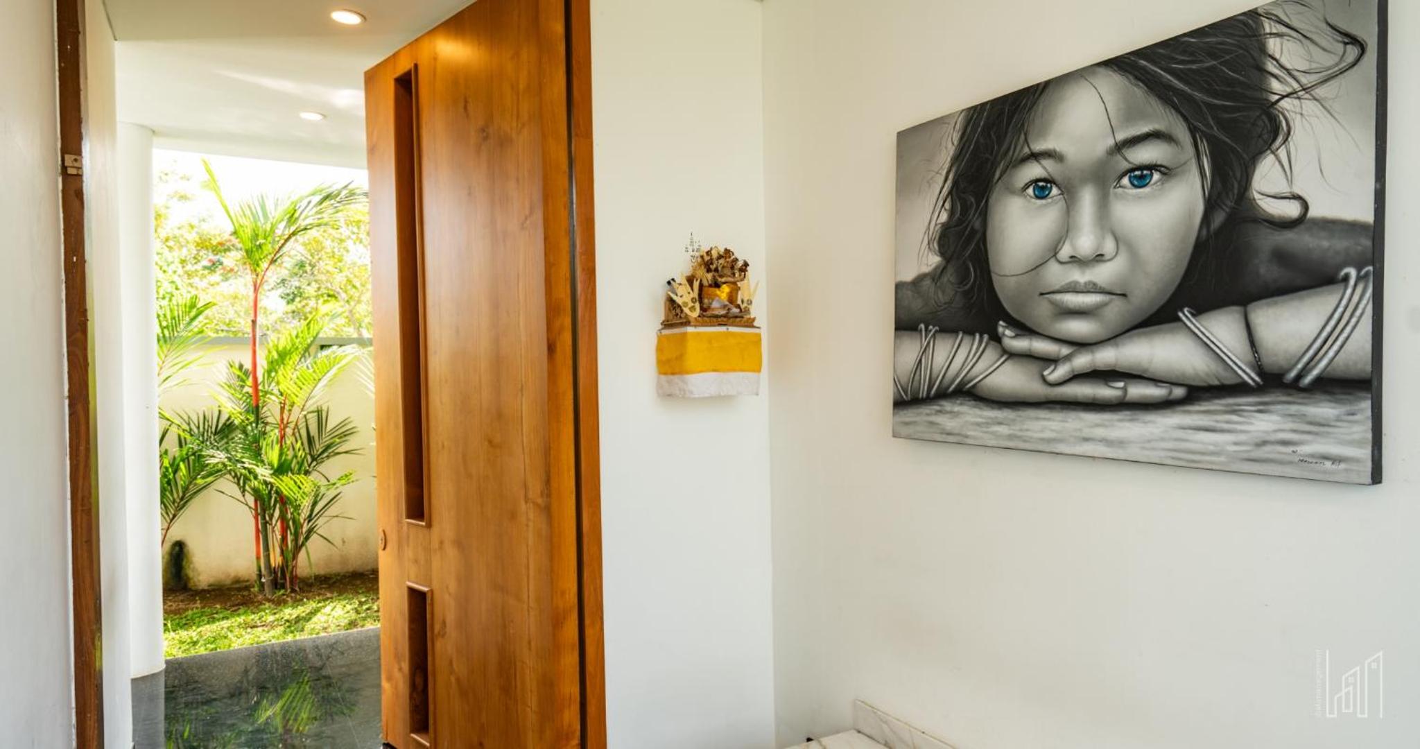 New Luxury 5BR Villa with Glass Infinity Pool in the Heart of Canggu